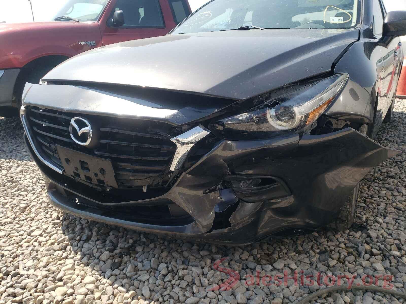 3MZBN1L33JM179605 2018 MAZDA 3