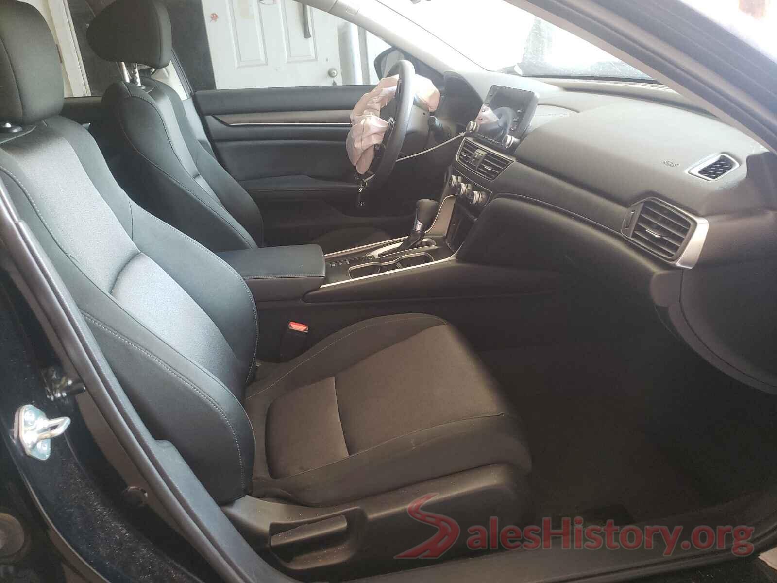 1HGCV1F10JA005619 2018 HONDA ACCORD