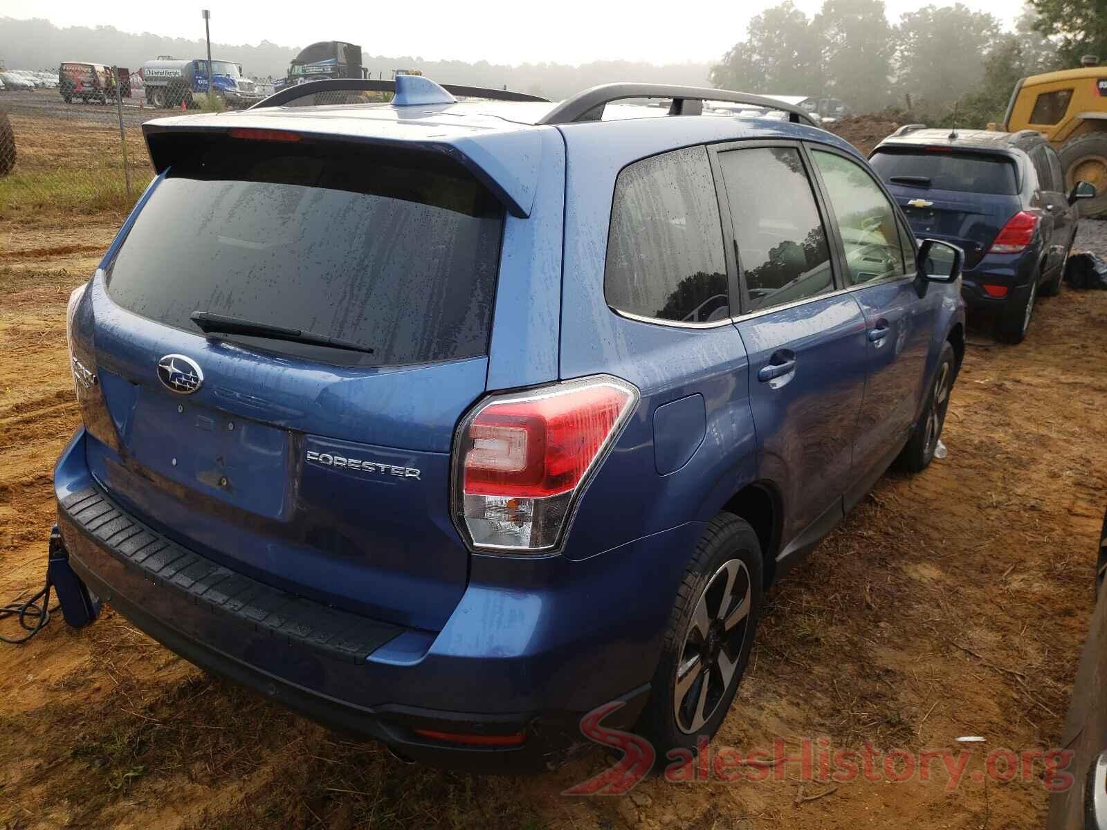 JF2SJARC8JH532738 2018 SUBARU FORESTER