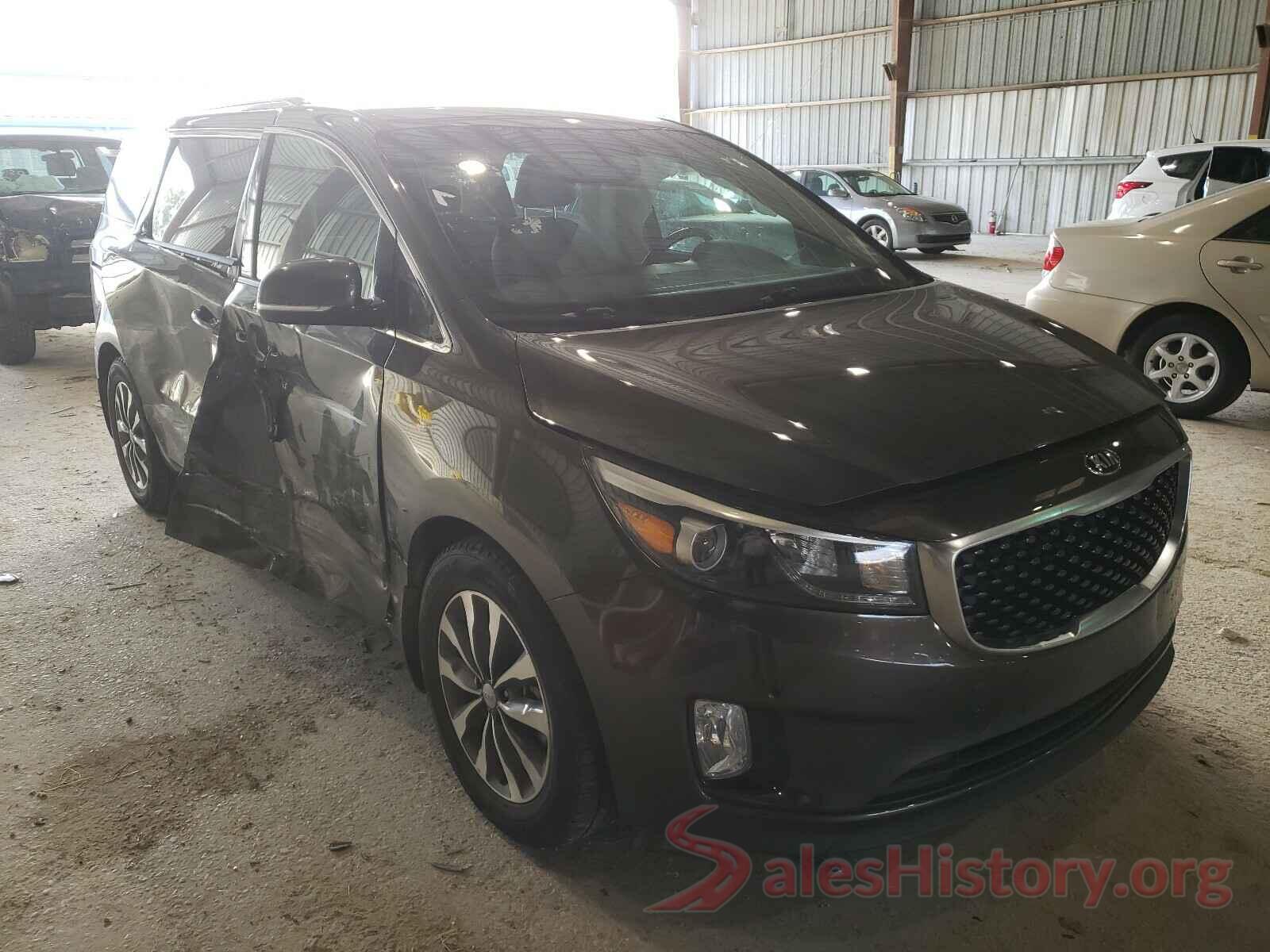 KNDMC5C12J6376515 2018 KIA SEDONA