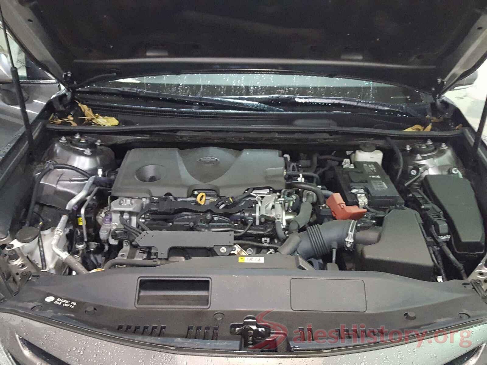 4T1B11HK3JU527716 2018 TOYOTA CAMRY