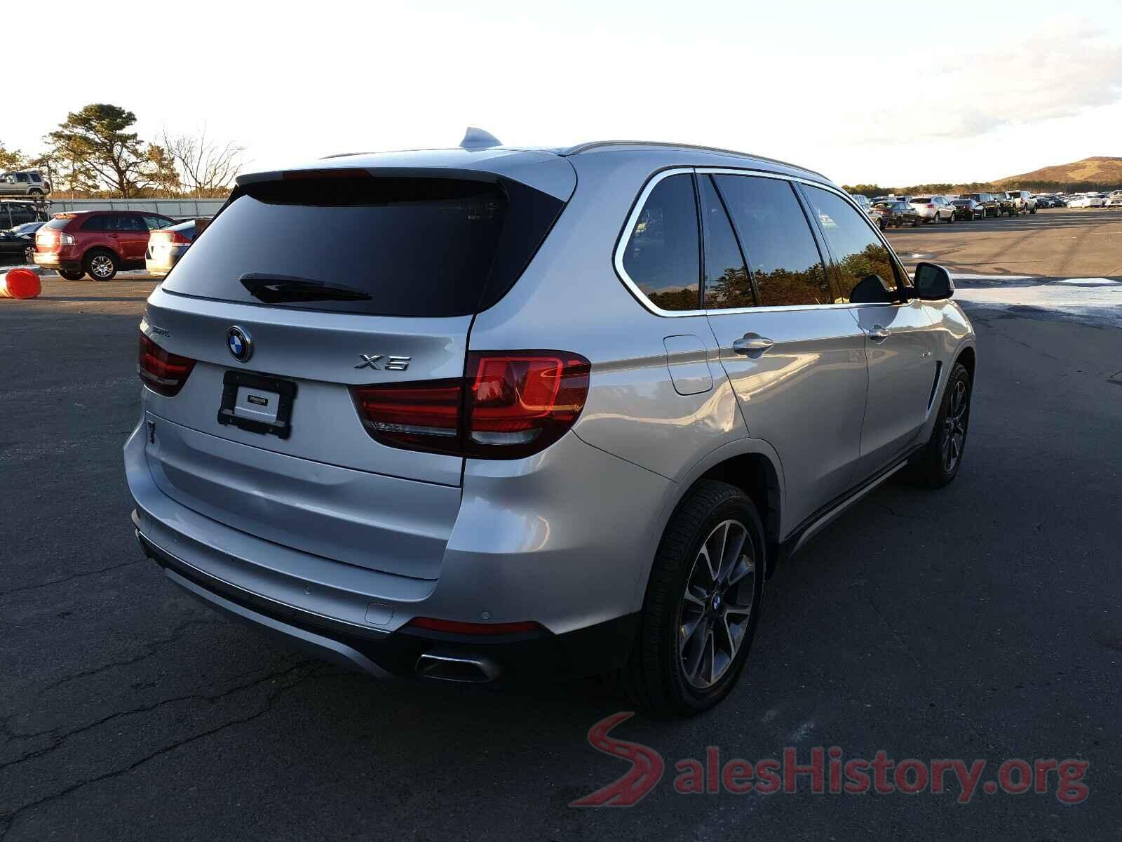 5UXKR2C58J0Z18922 2018 BMW X5