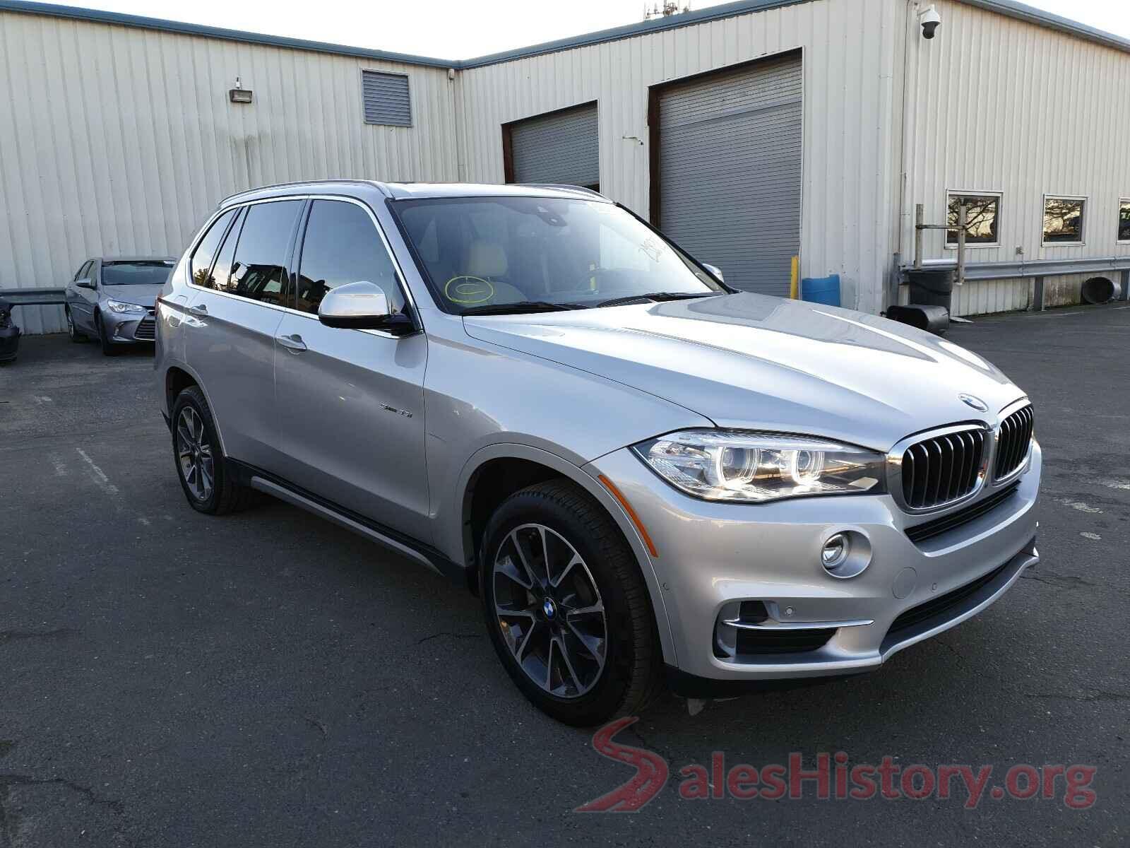 5UXKR2C58J0Z18922 2018 BMW X5