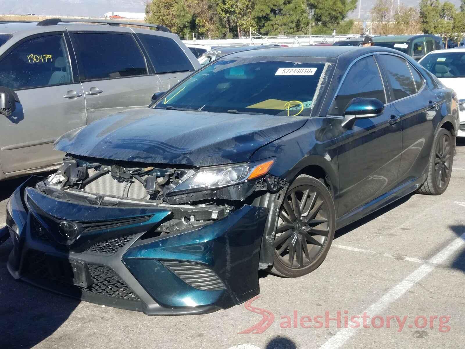 4T1B11HK3JU604004 2018 TOYOTA CAMRY