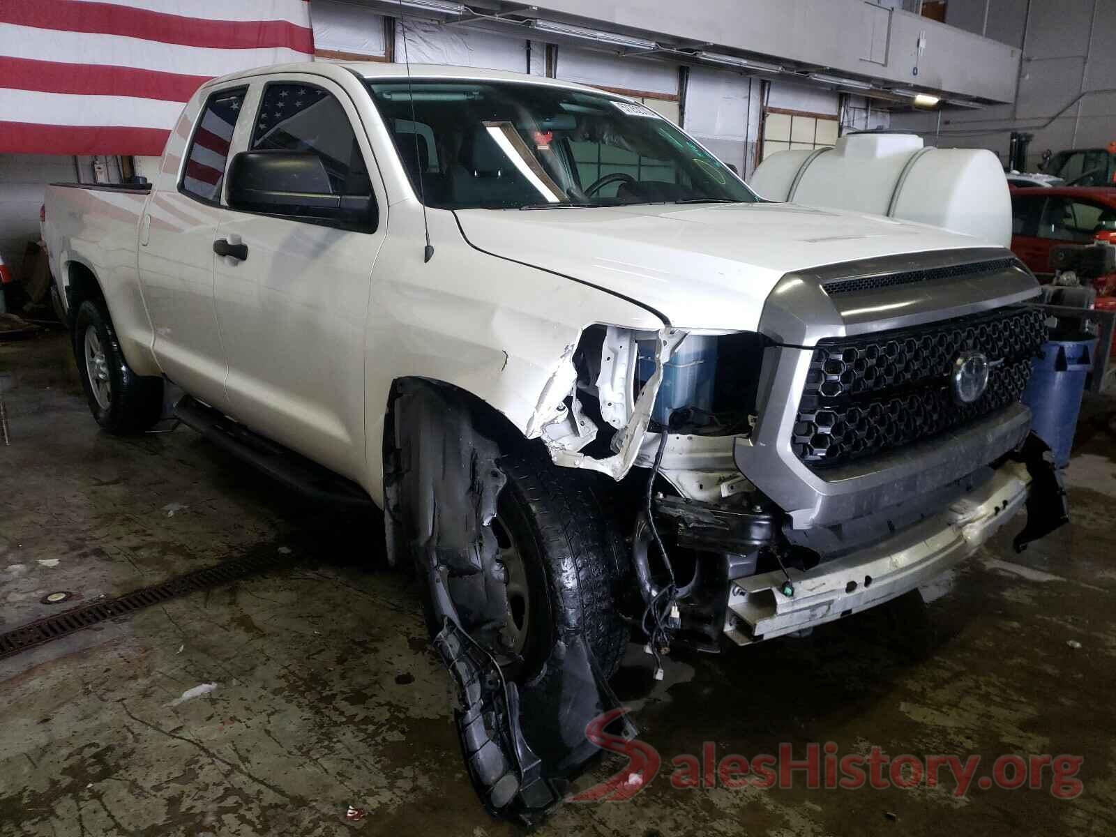 5TFUM5F11JX079481 2018 TOYOTA TUNDRA