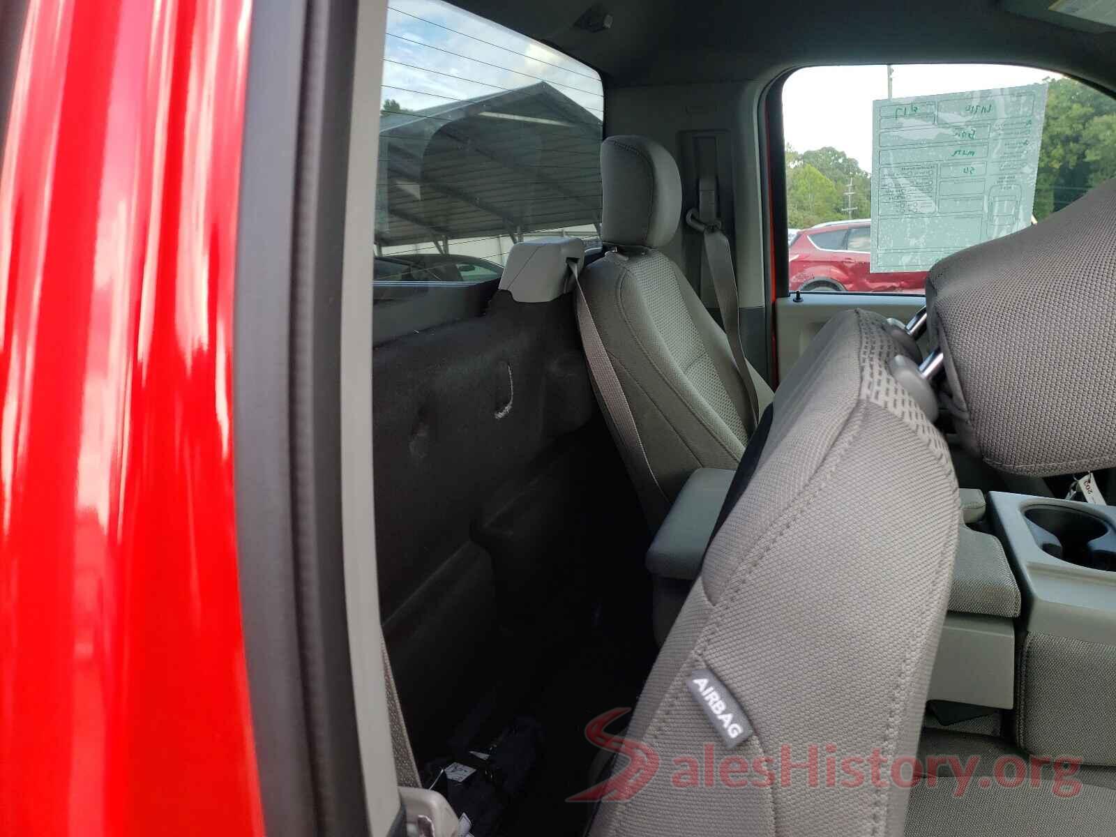 1FTMF1E54JKE90667 2018 FORD F150