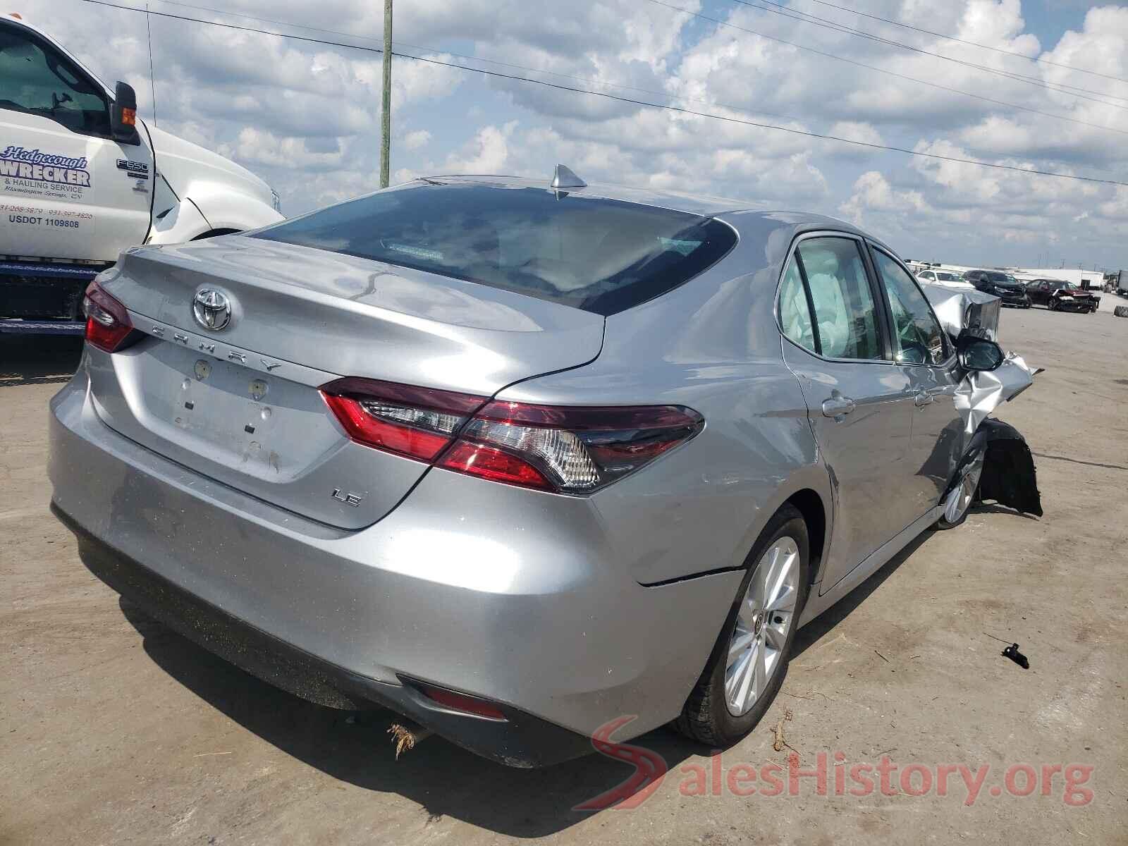 4T1C11AK2MU575615 2021 TOYOTA CAMRY