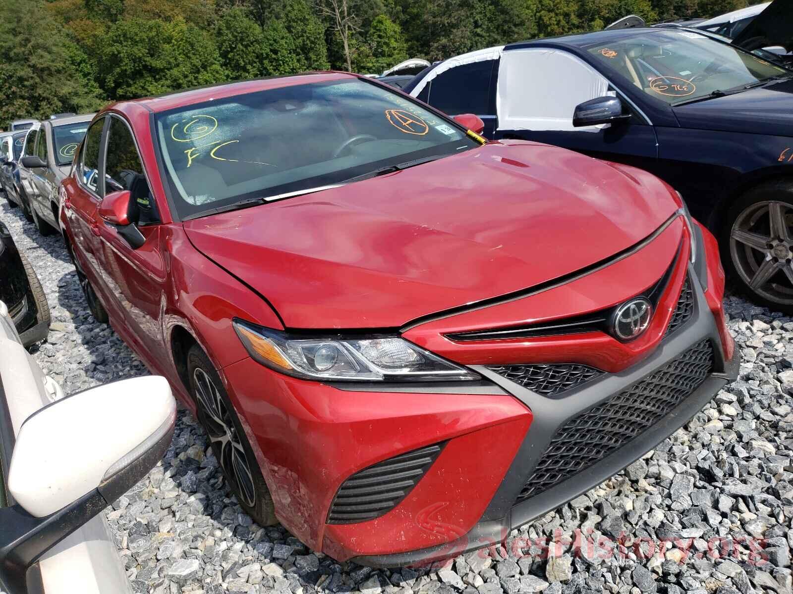 4T1B11HK5KU235647 2019 TOYOTA CAMRY