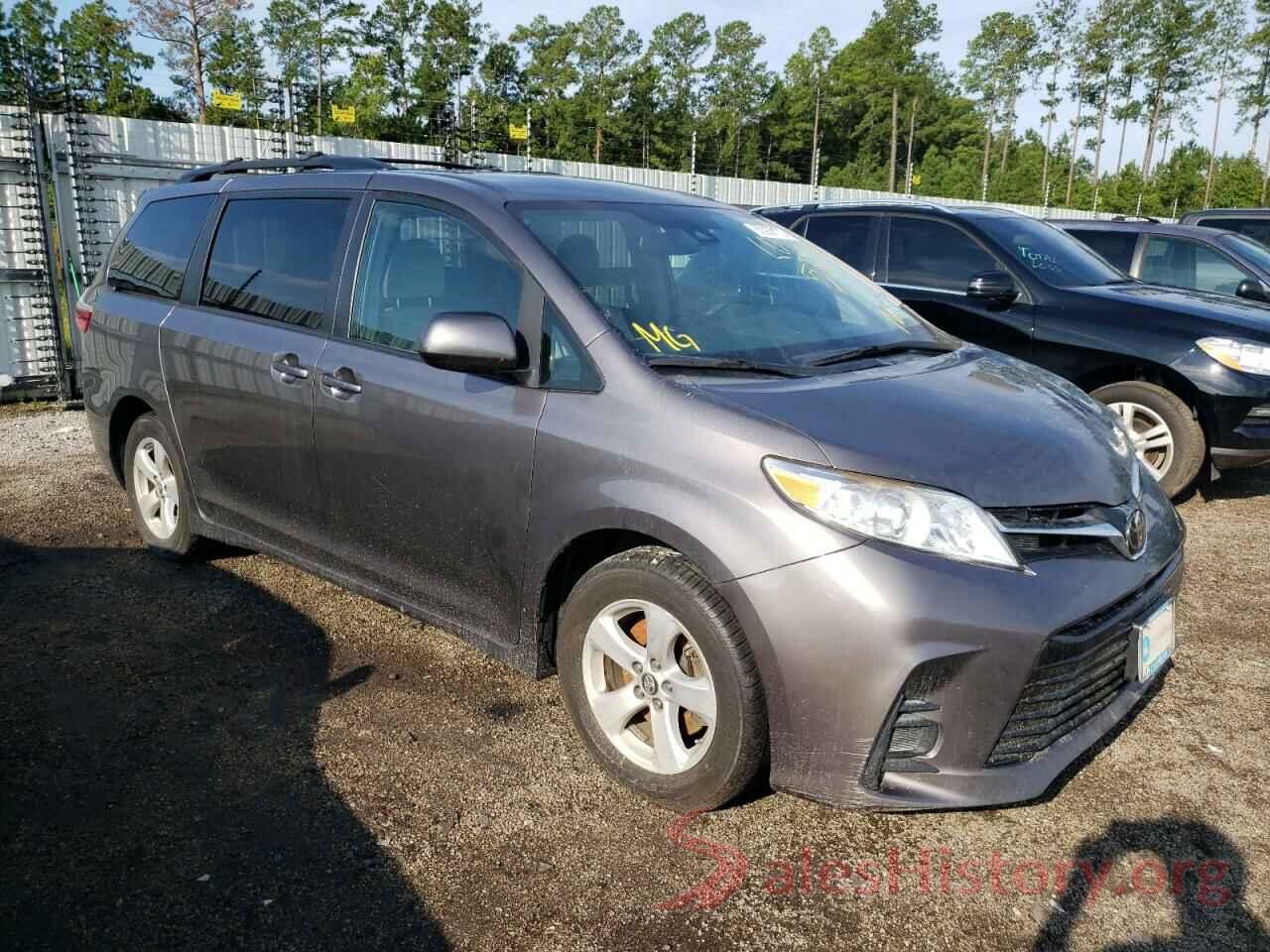 5TDKZ3DC5KS005859 2019 TOYOTA SIENNA