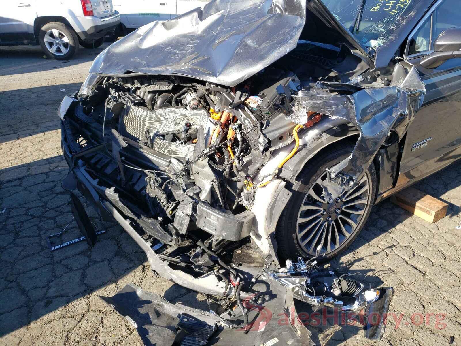 3FA6P0SU2HR313025 2017 FORD FUSION