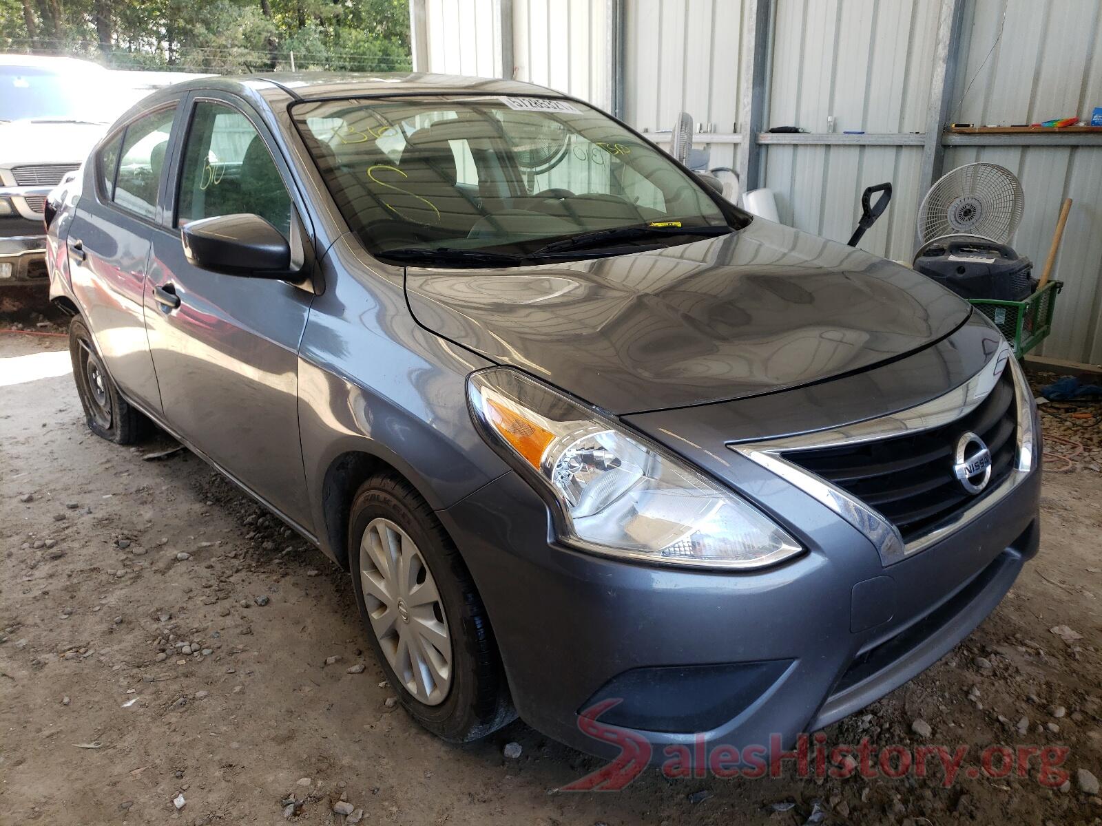 3N1CN7APXJL801321 2018 NISSAN VERSA