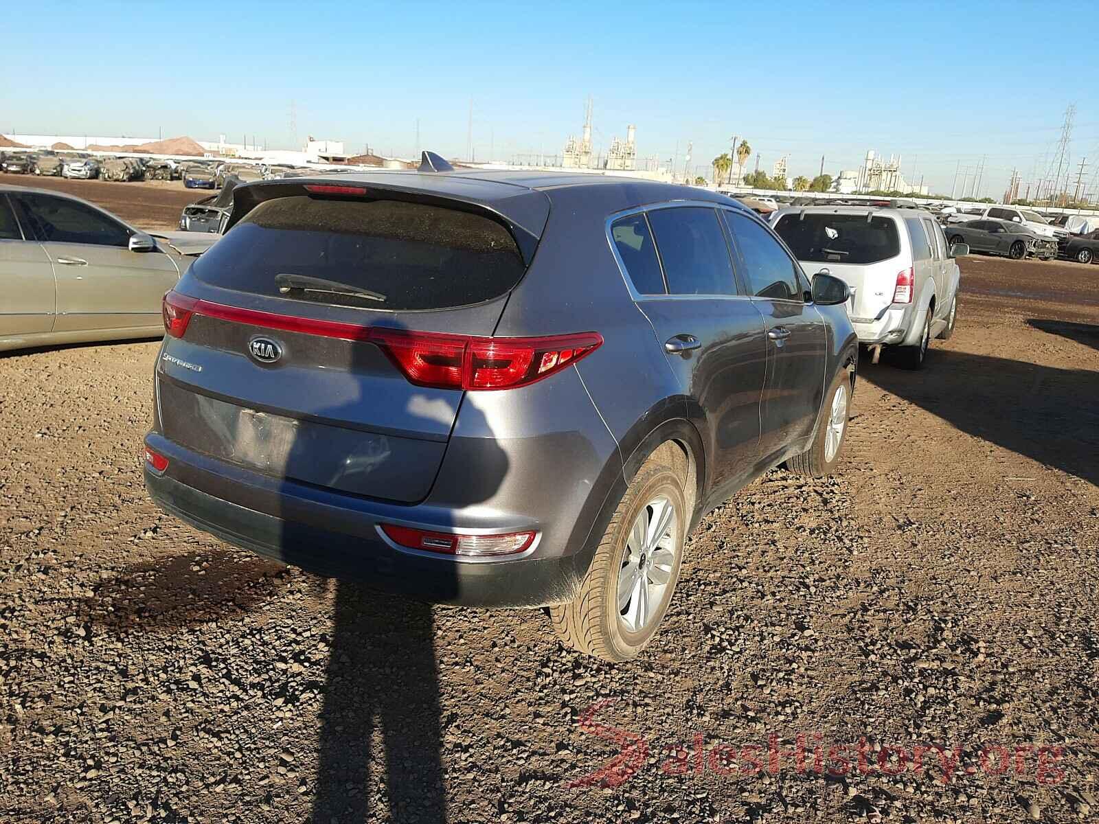 KNDPM3AC5J7470272 2018 KIA SPORTAGE