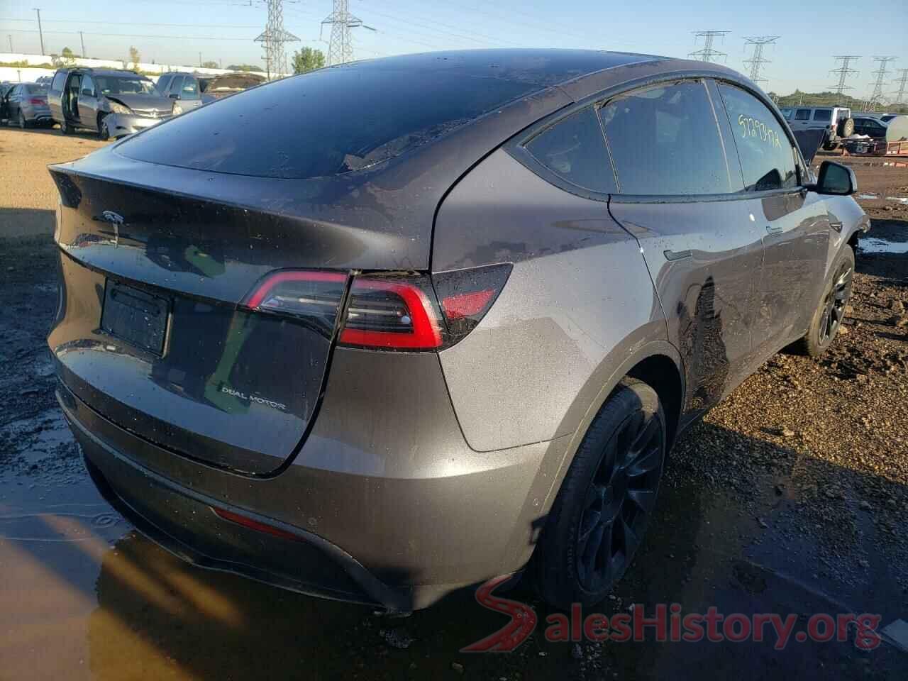 5YJYGDEE1MF304956 2021 TESLA MODEL Y