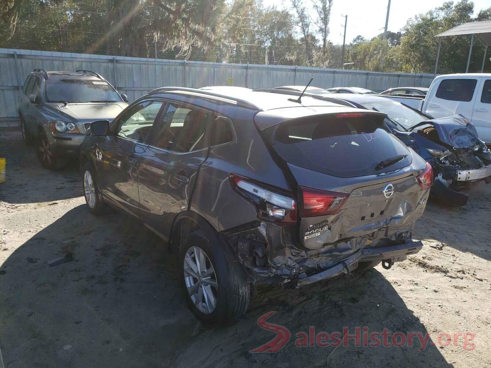 JN1BJ1CP4JW185675 2018 NISSAN ROGUE