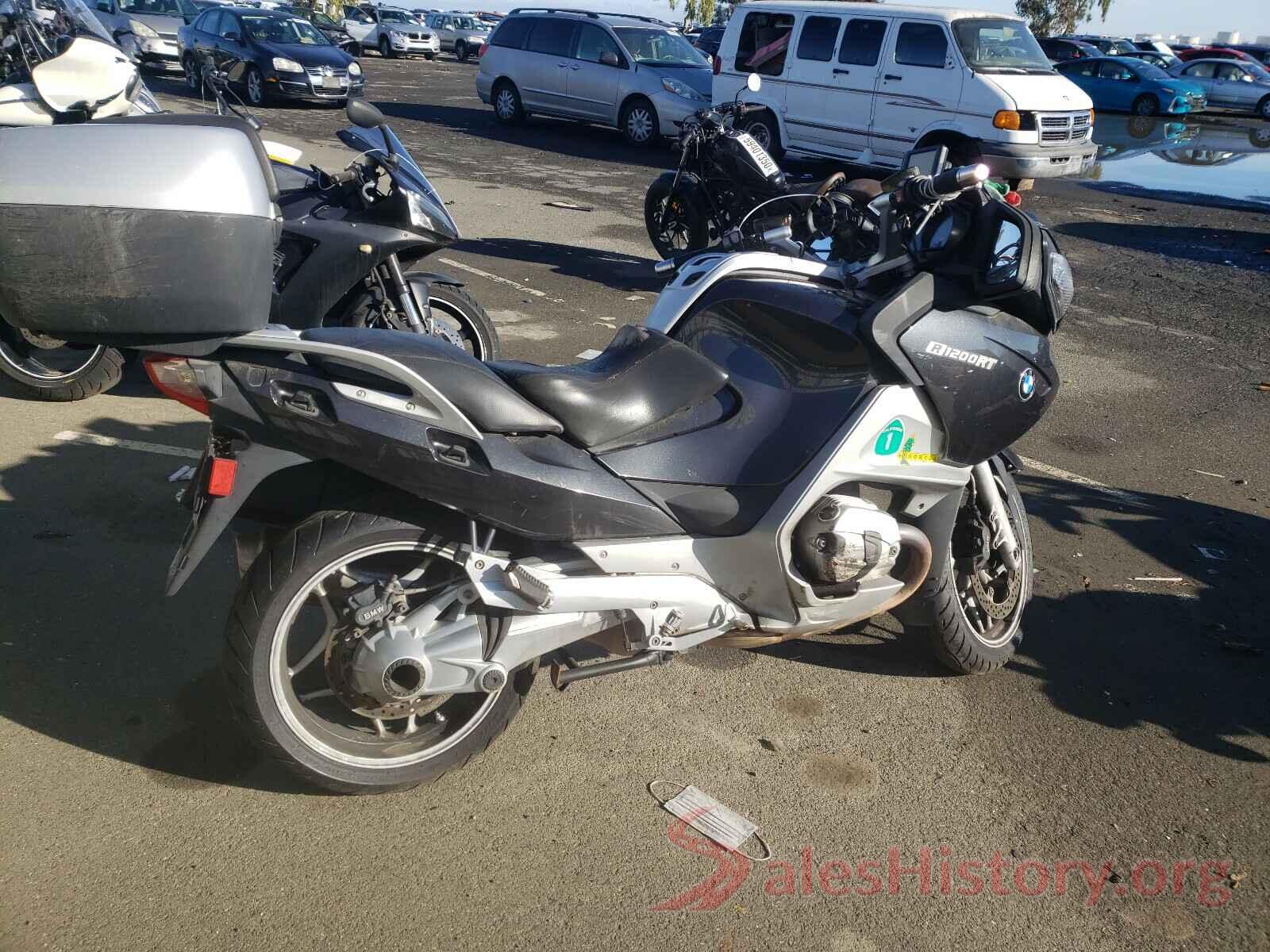 WB1044008AZW18382 2010 BMW MOTORCYCLE