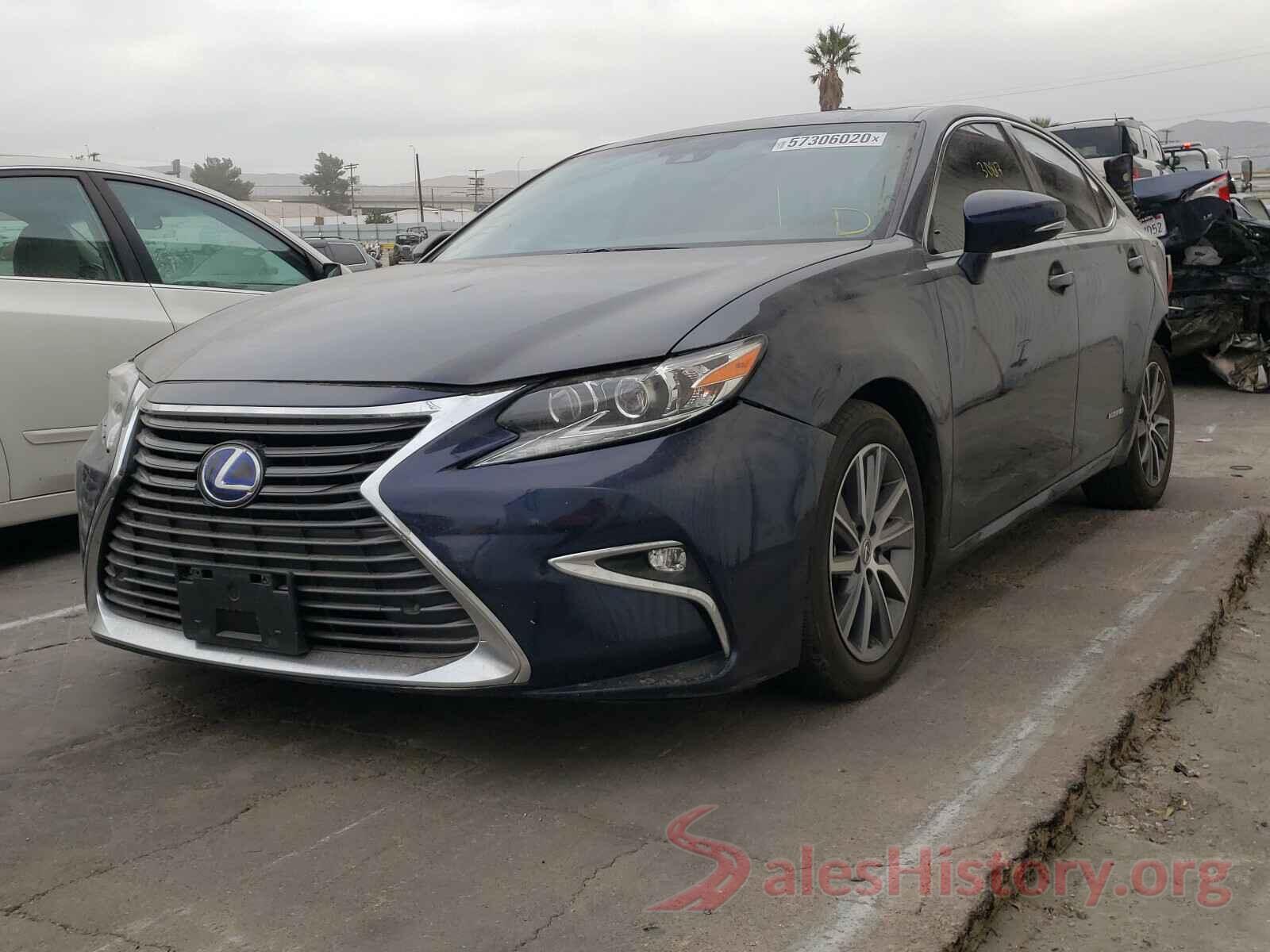 JTHBW1GGXH2157694 2017 LEXUS ES300