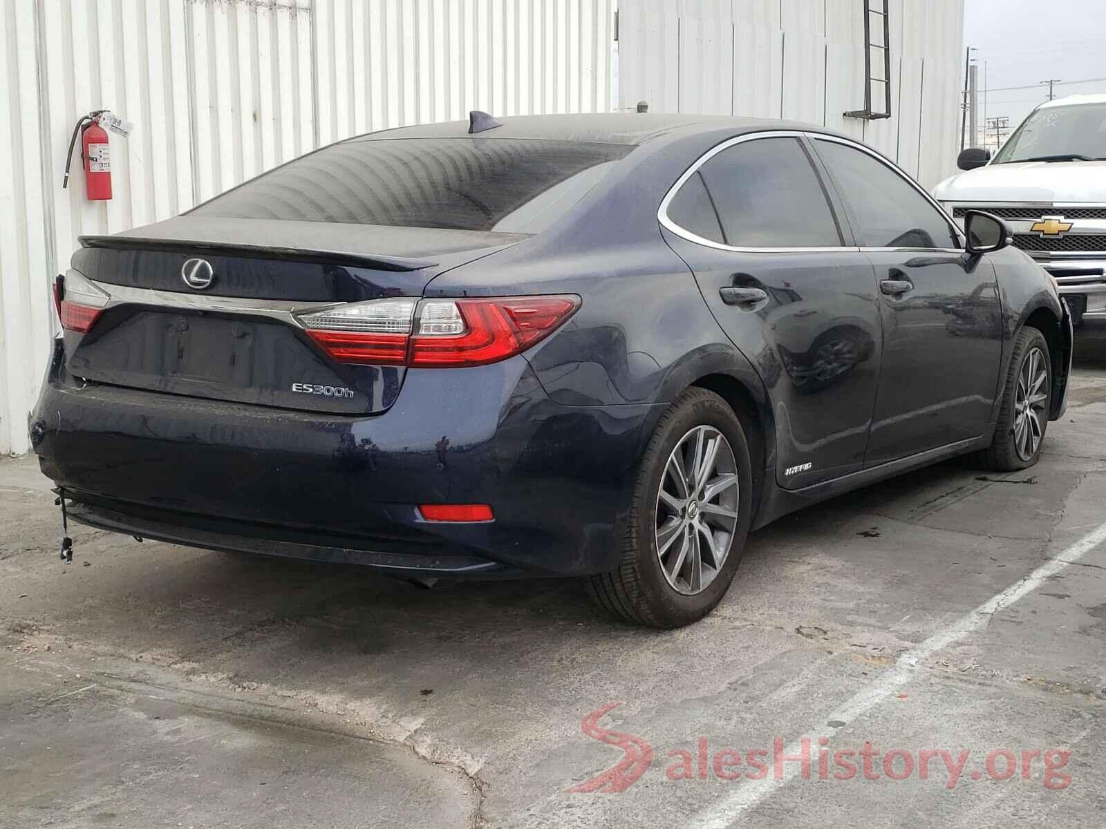 JTHBW1GGXH2157694 2017 LEXUS ES300