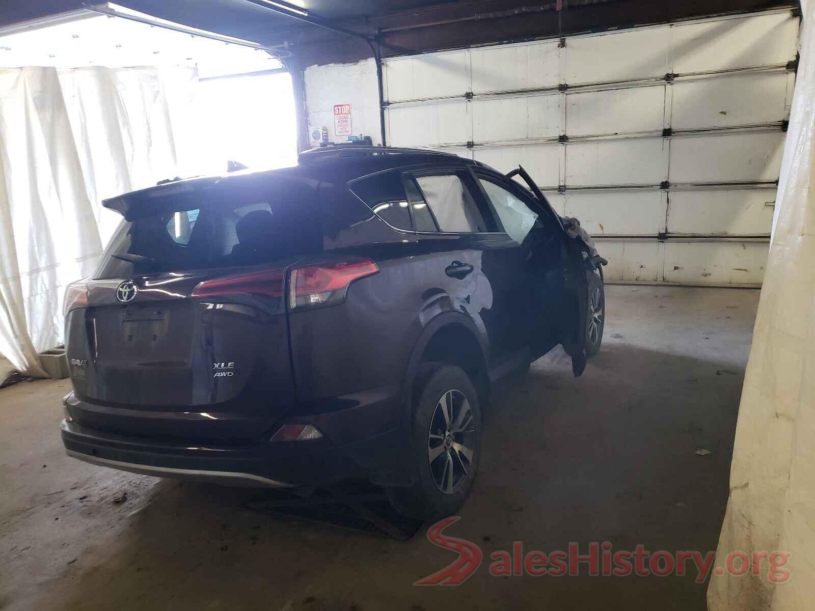 2T3RFREV1JW782997 2018 TOYOTA RAV4