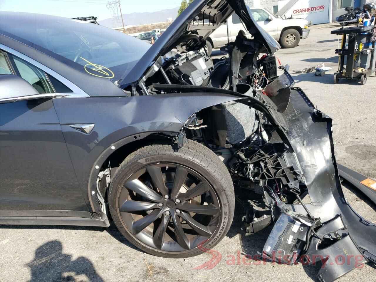 5YJXCAE27HF062692 2017 TESLA MODEL X