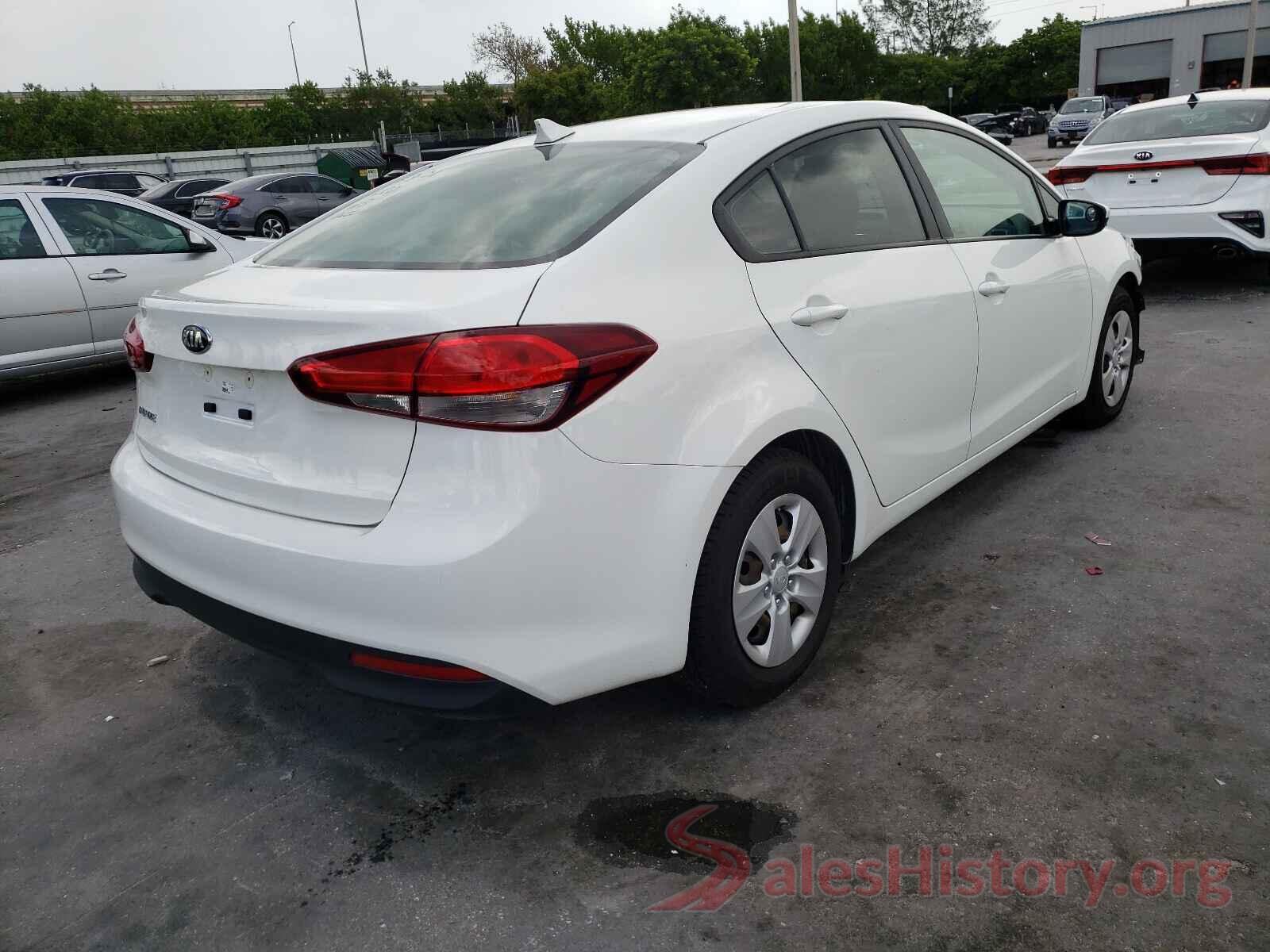 3KPFK4A78HE110093 2017 KIA FORTE