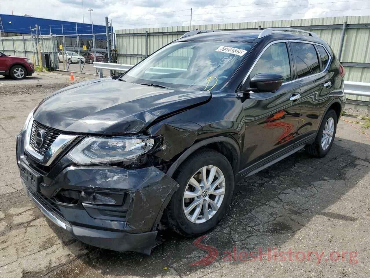 KNMAT2MV1JP565136 2018 NISSAN ROGUE