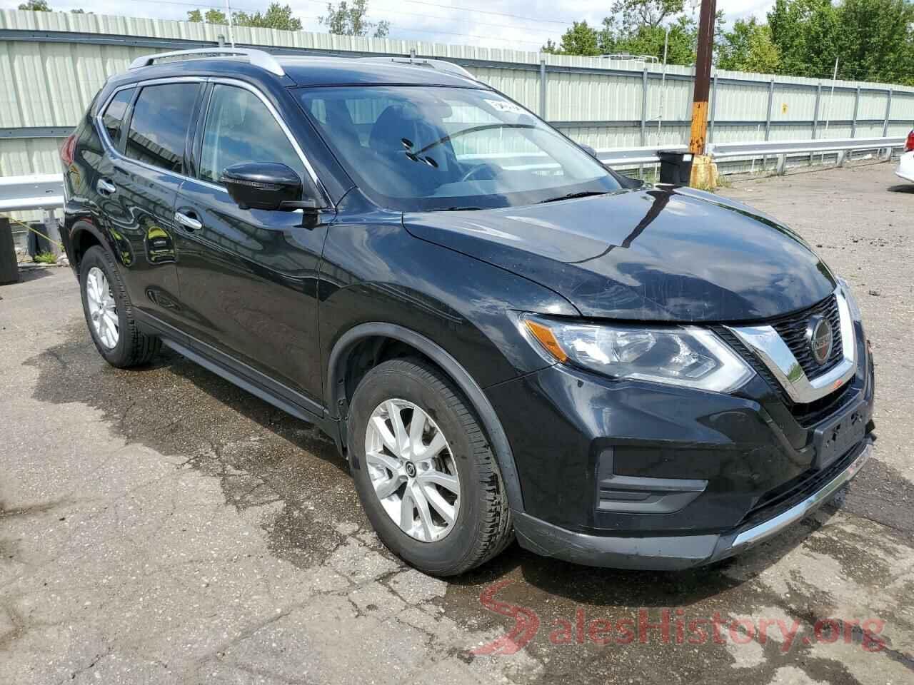 KNMAT2MV1JP565136 2018 NISSAN ROGUE