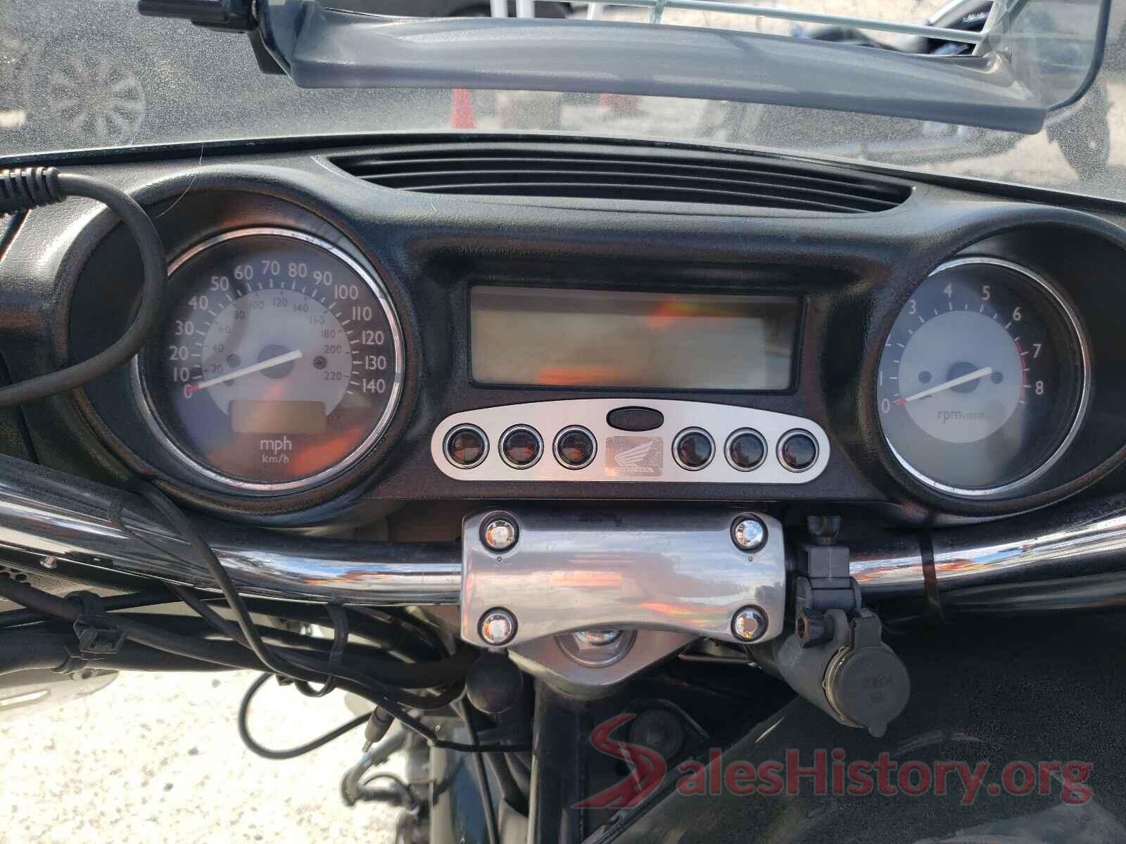 1HFSC410XYA100611 2000 HONDA GL CYCLE