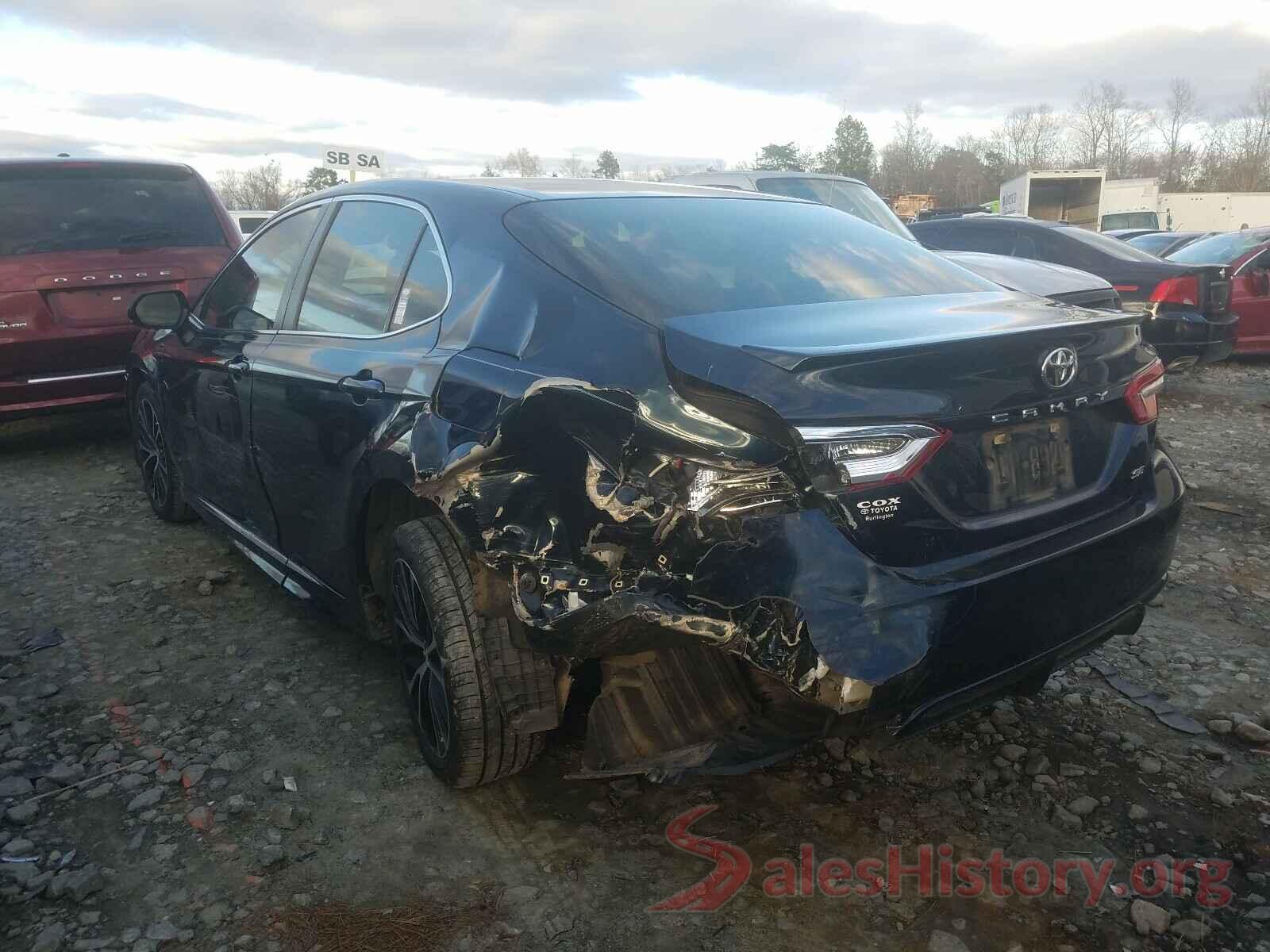 JTNB11HKXJ3017501 2018 TOYOTA CAMRY