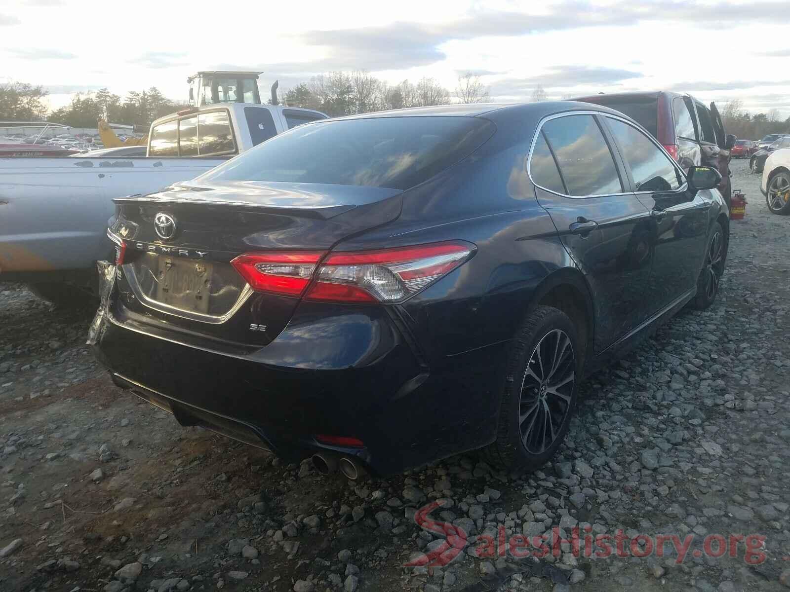 JTNB11HKXJ3017501 2018 TOYOTA CAMRY