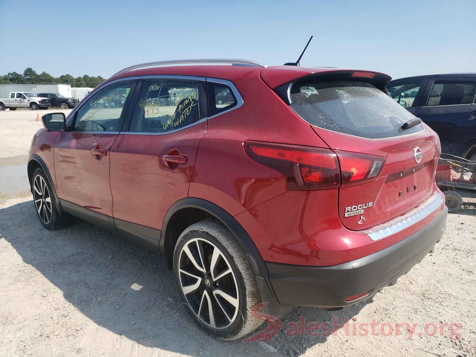 JN1BJ1CR3JW254471 2018 NISSAN ROGUE