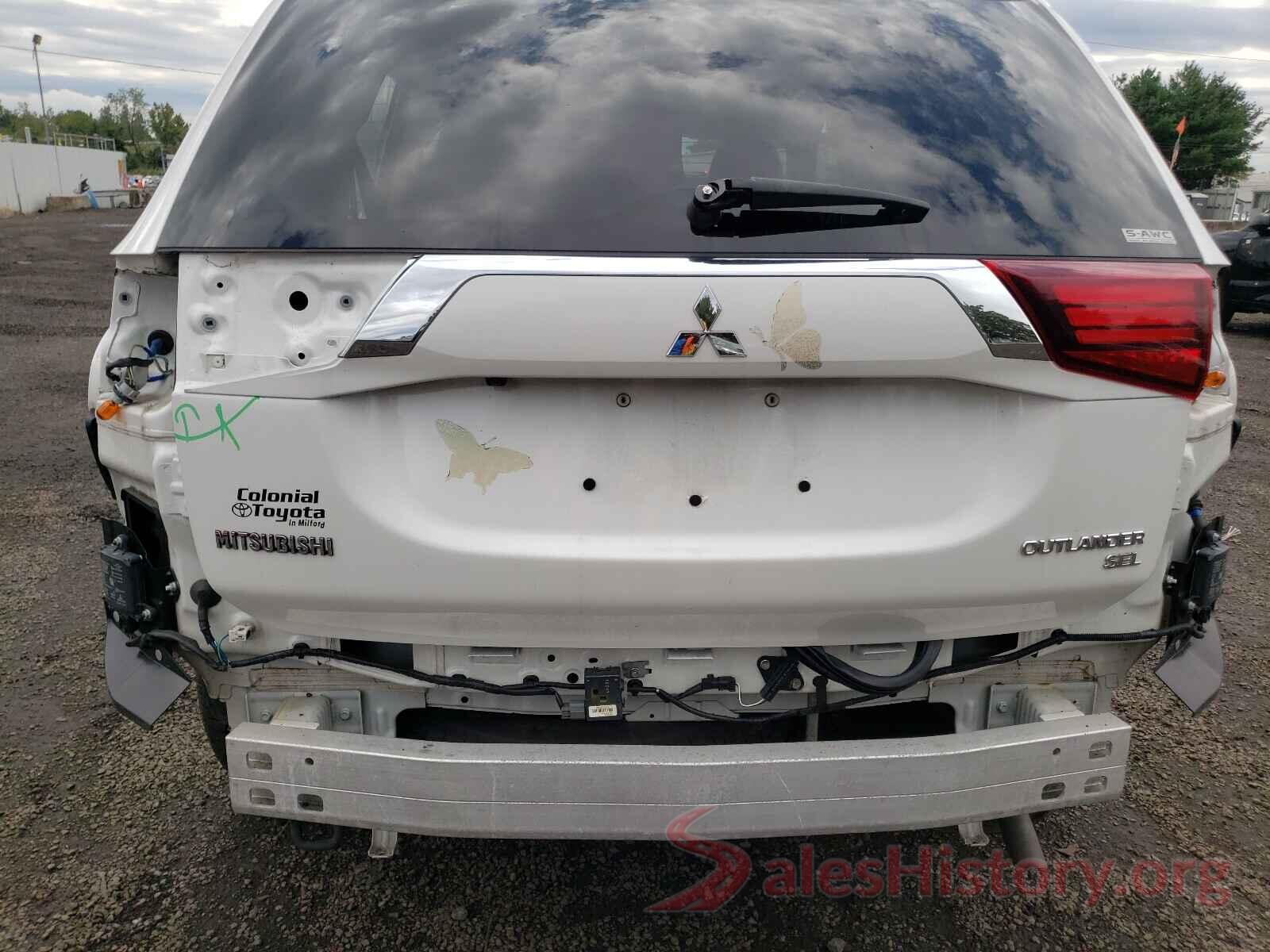 JA4AZ3A3XHZ059546 2017 MITSUBISHI OUTLANDER