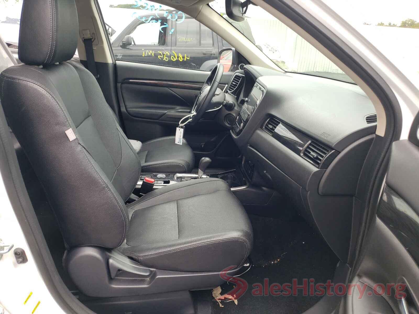 JA4AZ3A3XHZ059546 2017 MITSUBISHI OUTLANDER