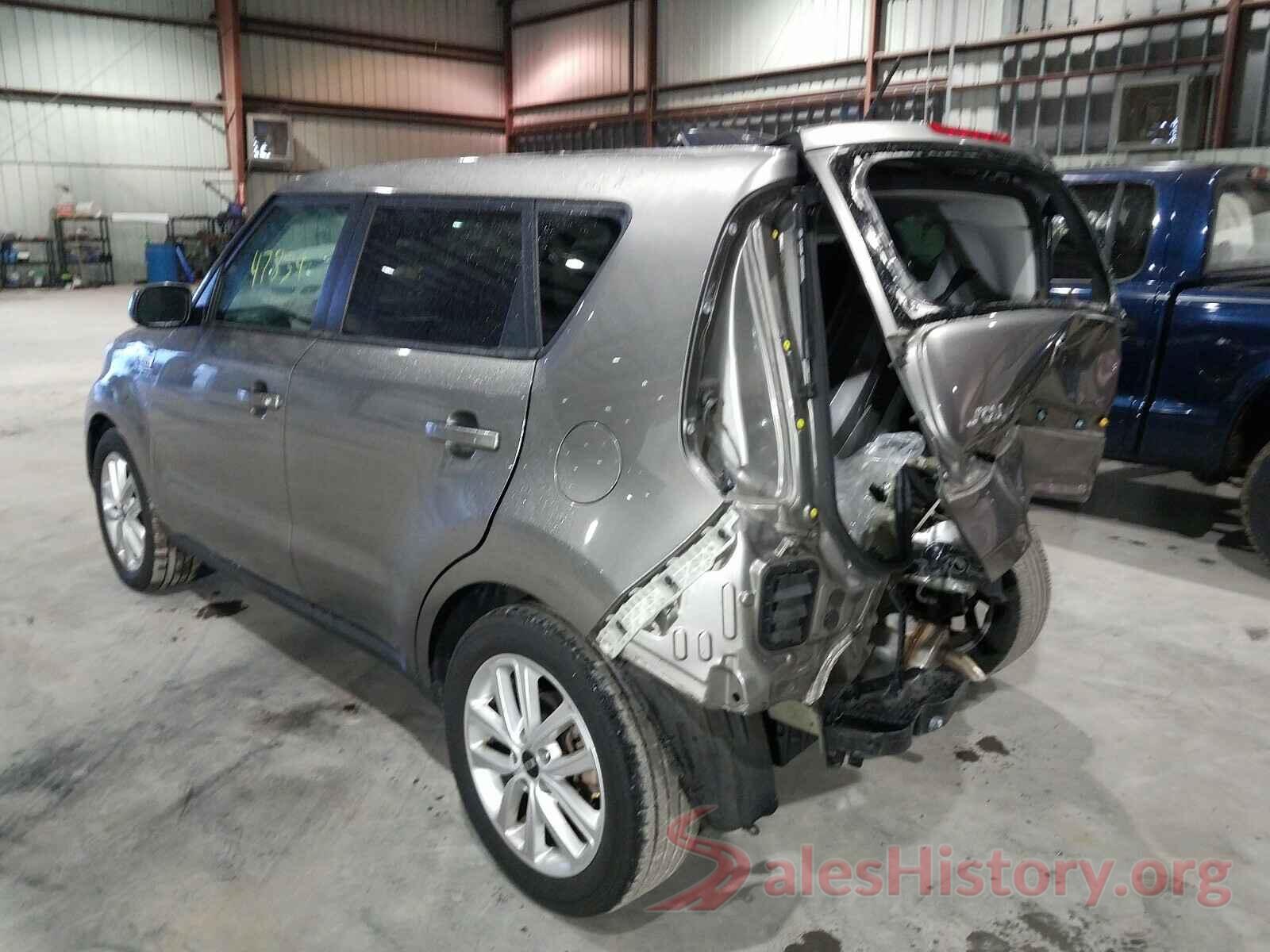 KNDJP3A53J7586472 2018 KIA SOUL