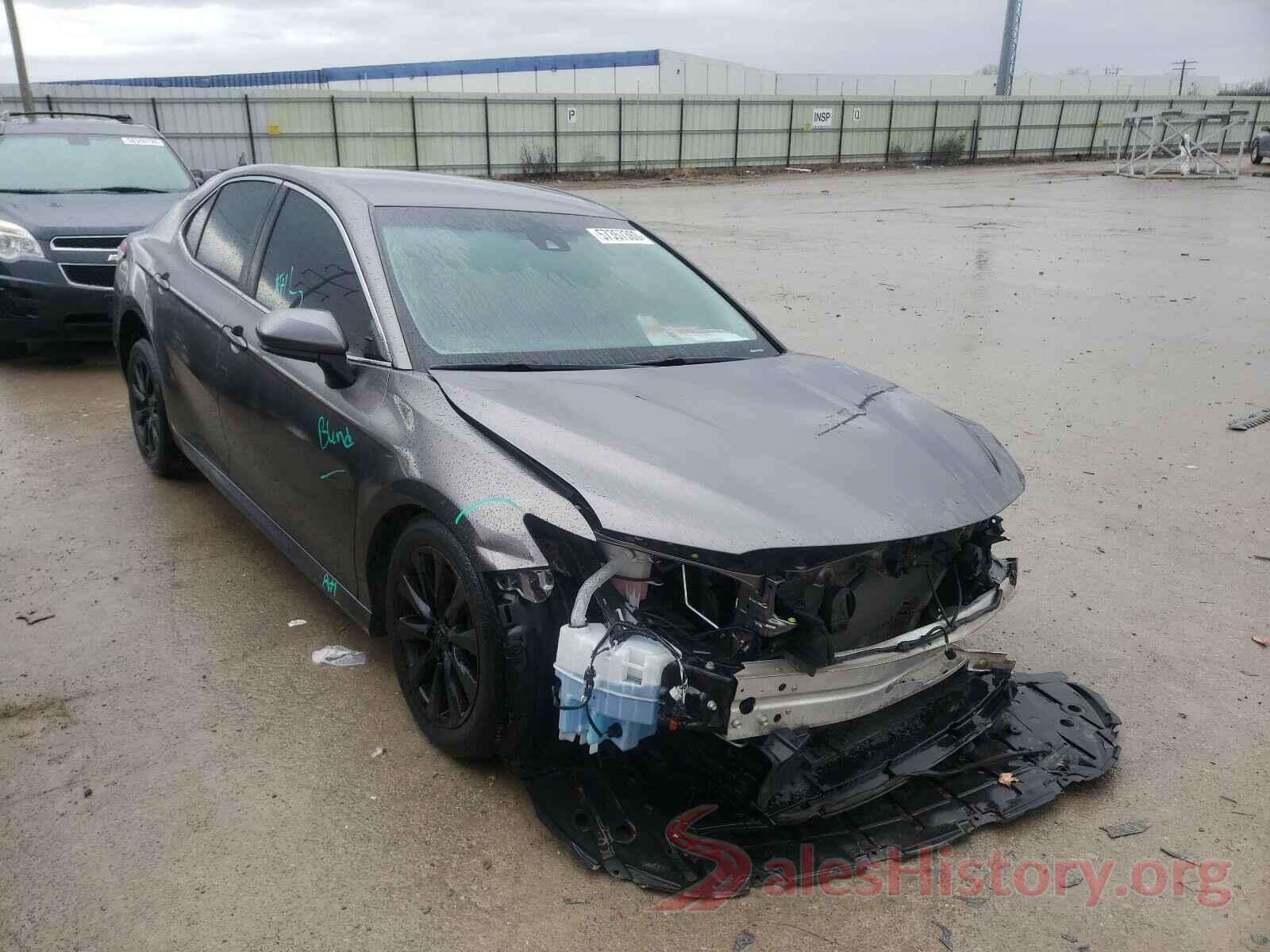 4T1B11HK3JU061267 2018 TOYOTA CAMRY