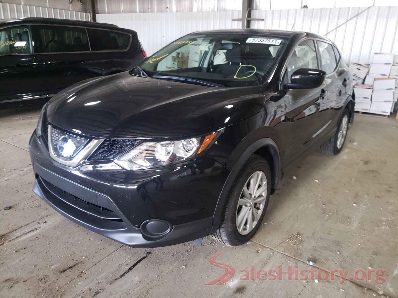 JN1BJ1CR4JW266838 2018 NISSAN ROGUE