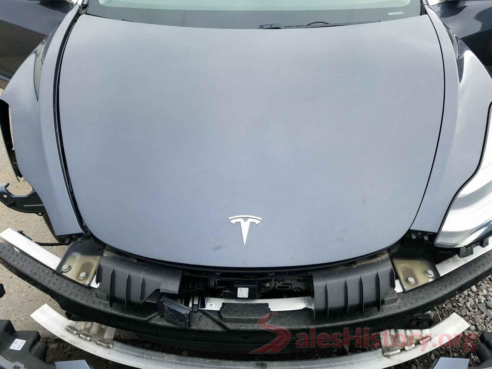 5YJ3E1EB2JF104216 2018 TESLA MODEL 3