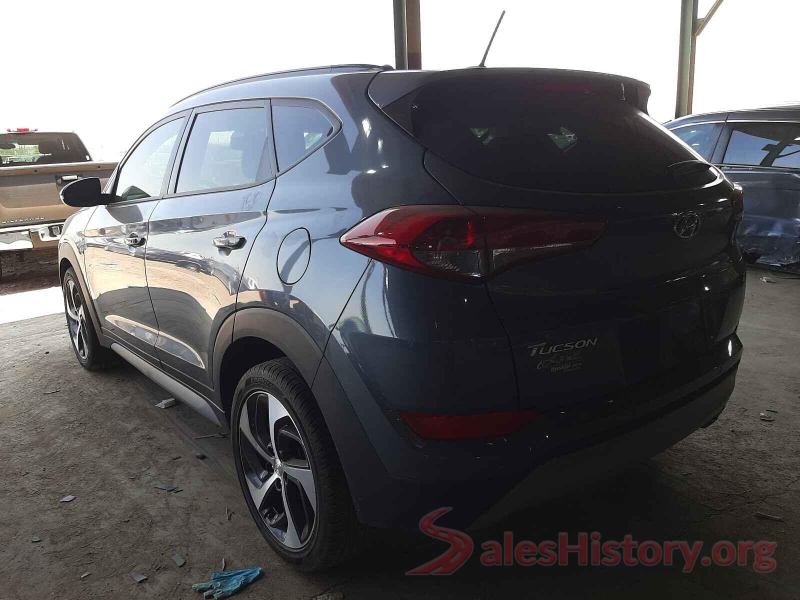 KM8J33A24HU557961 2017 HYUNDAI TUCSON