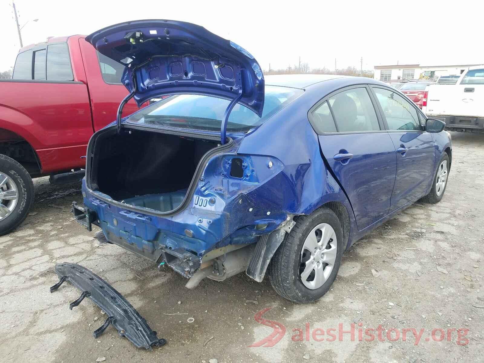 3KPFK4A7XHE077257 2017 KIA FORTE