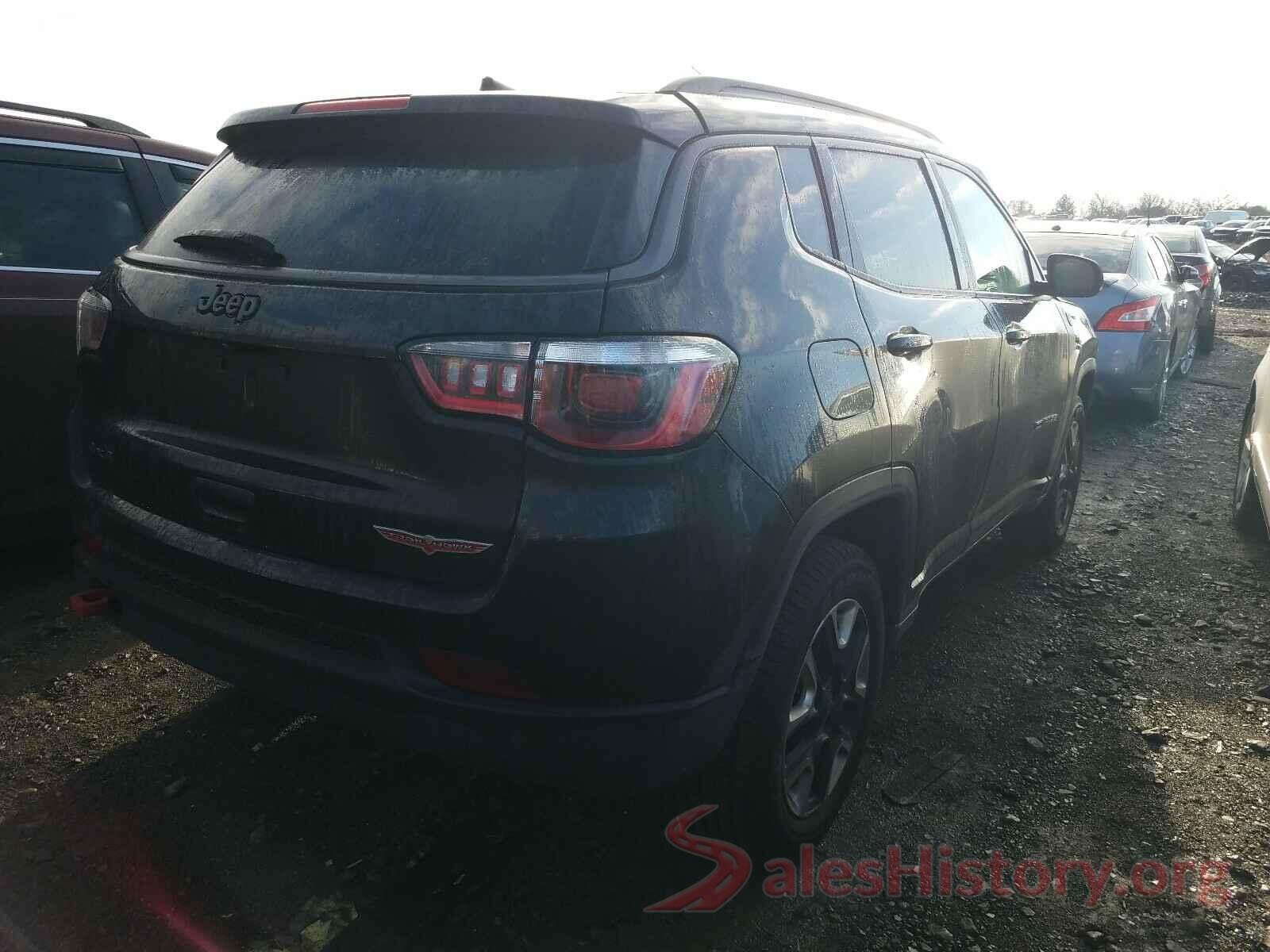 3C4NJDDB6JT130035 2018 JEEP COMPASS