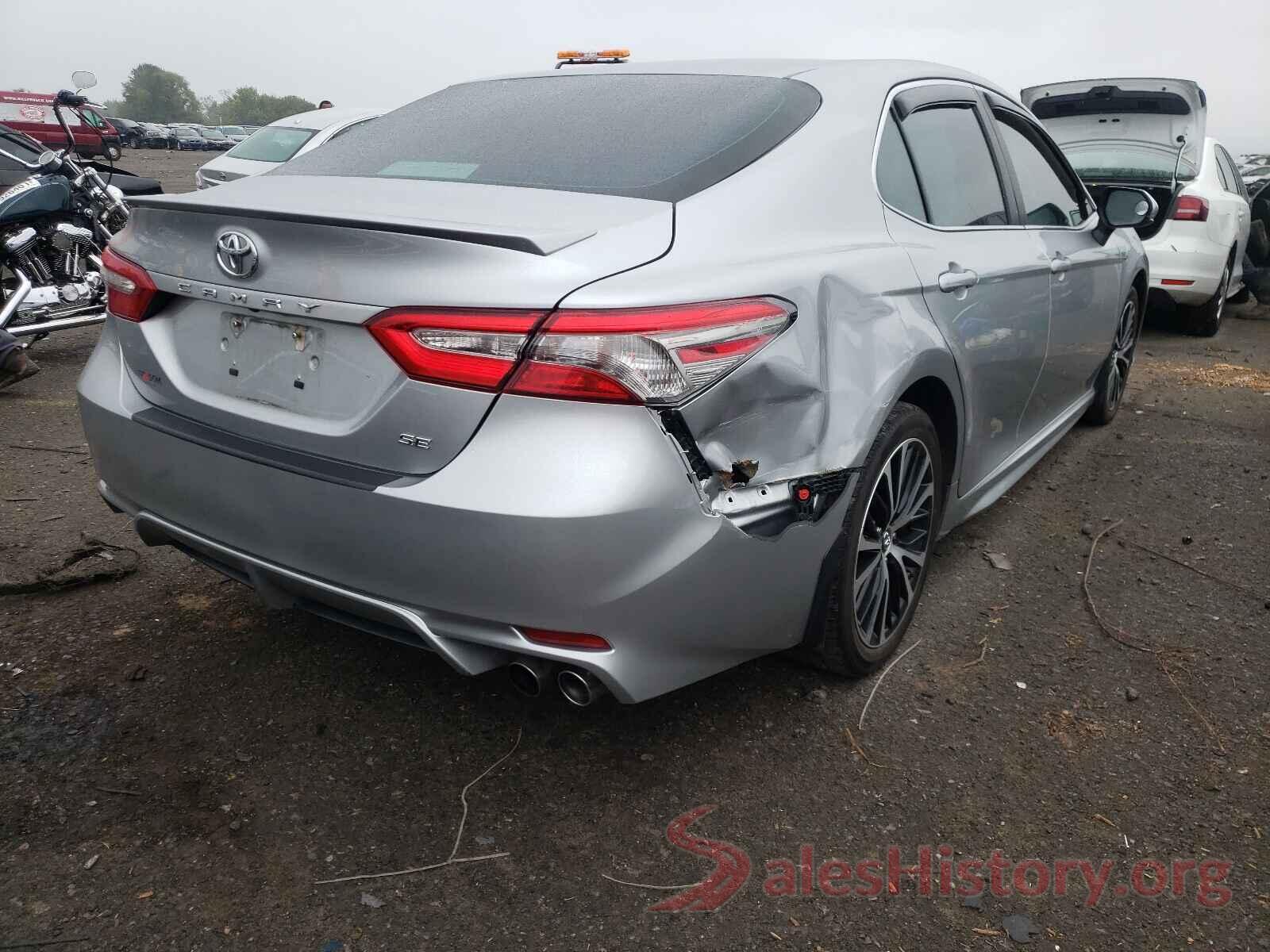 4T1B11HK9JU642370 2018 TOYOTA CAMRY