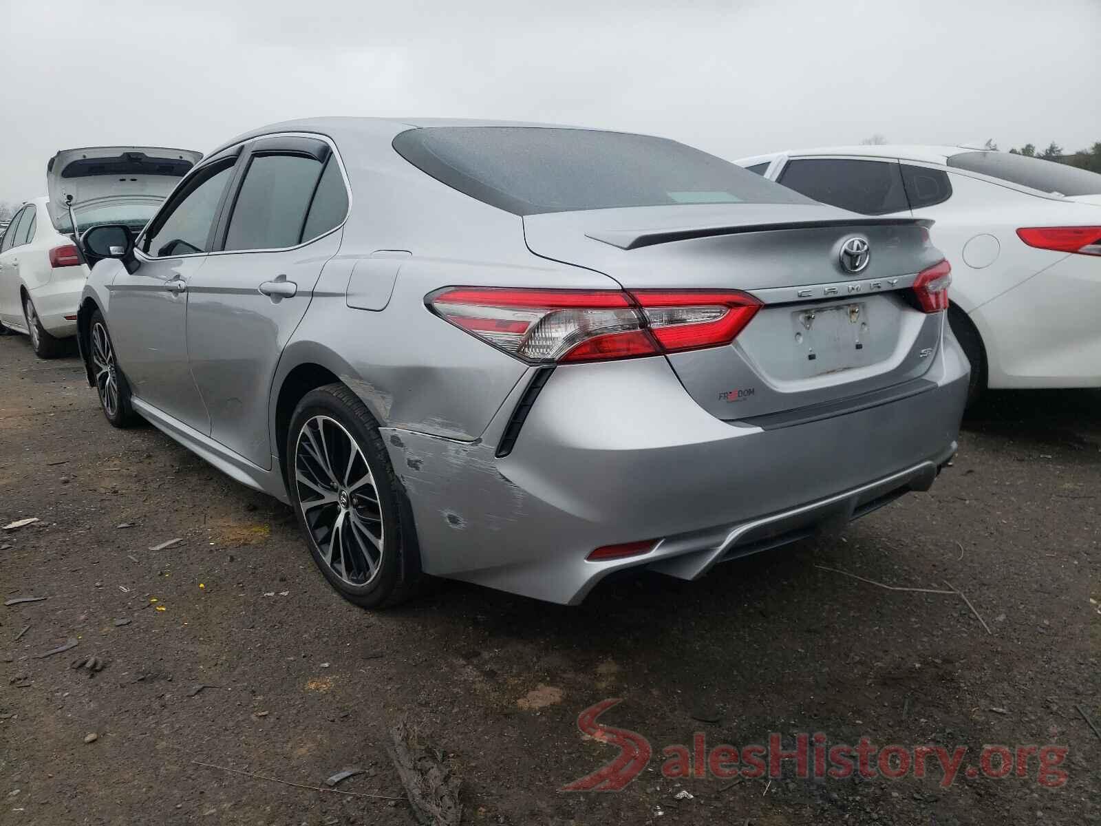 4T1B11HK9JU642370 2018 TOYOTA CAMRY