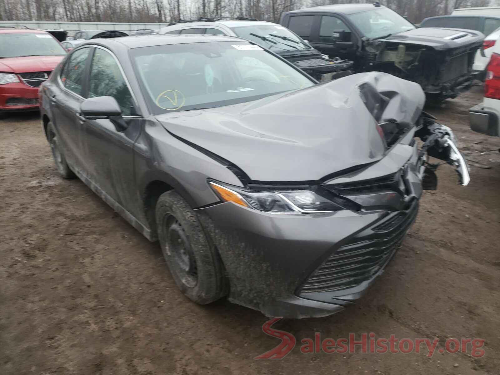 4T1B11HK1JU616510 2018 TOYOTA CAMRY