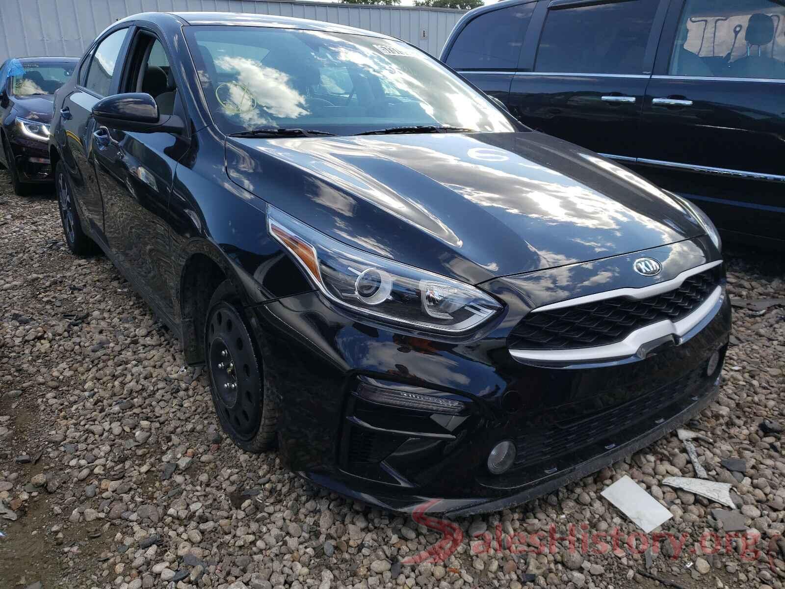 3KPF24ADXME271562 2021 KIA FORTE