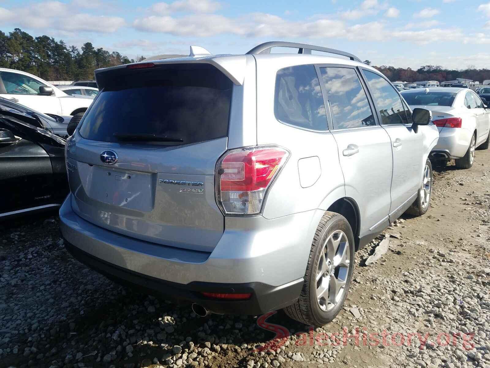 JF2SJAWCXHH438326 2017 SUBARU FORESTER