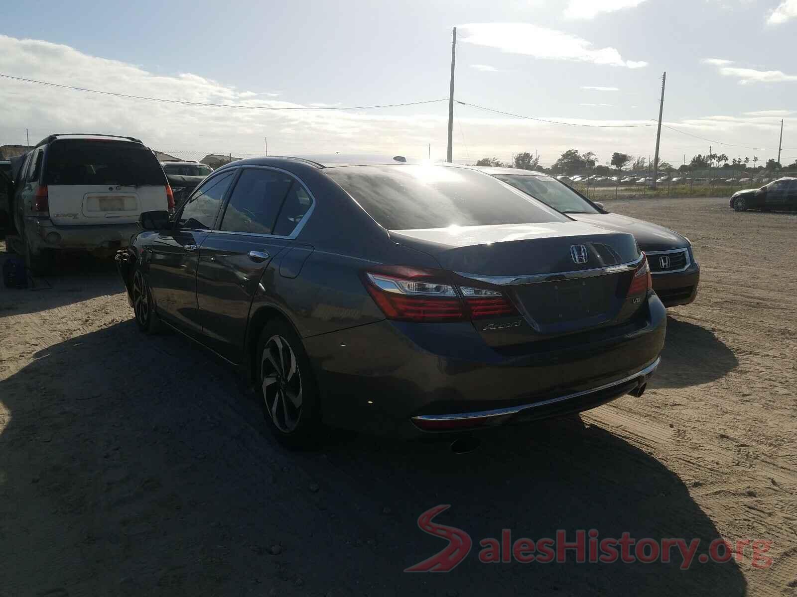 1HGCR3F8XGA007562 2016 HONDA ACCORD