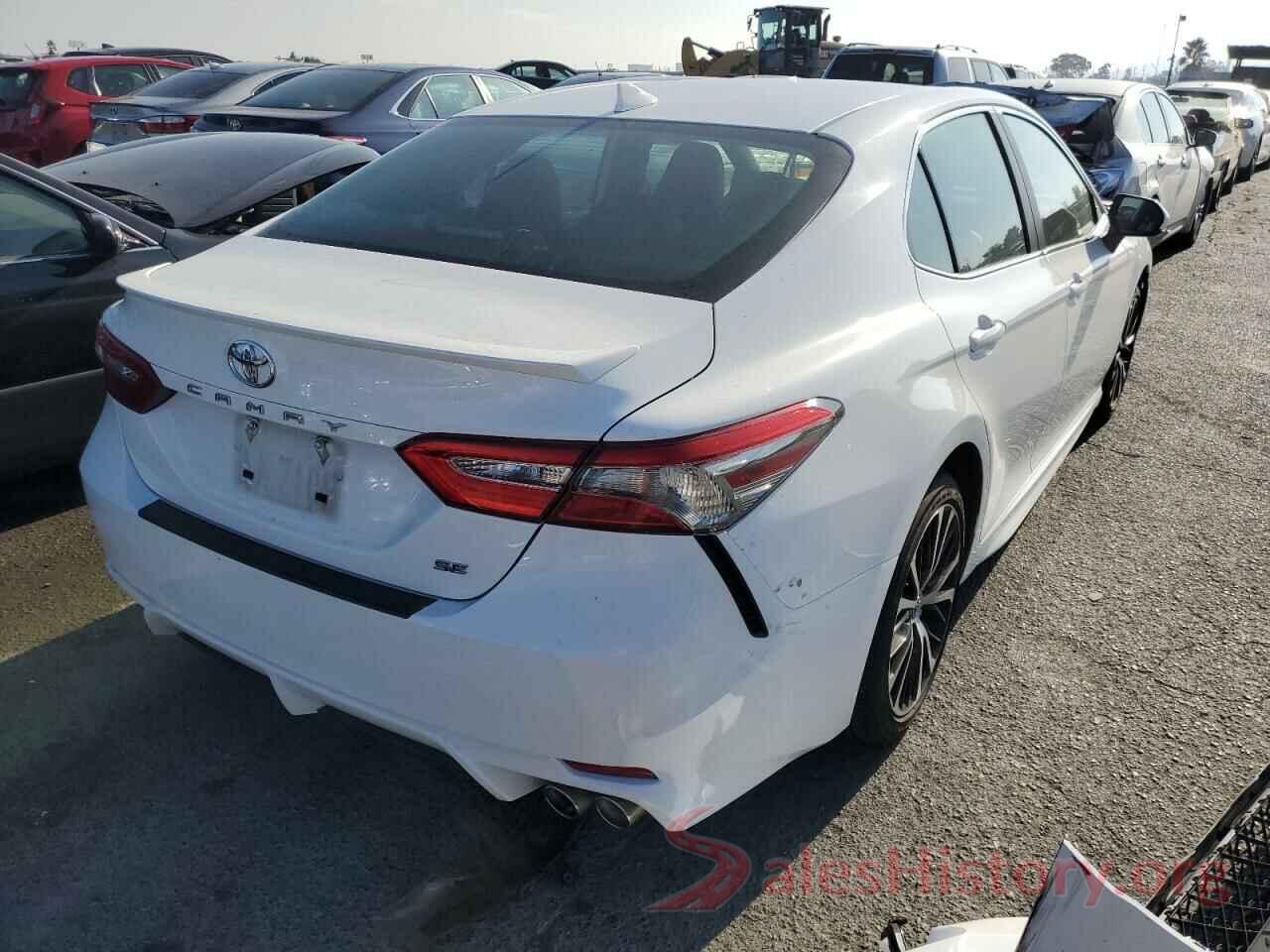 4T1B11HK5KU249239 2019 TOYOTA CAMRY