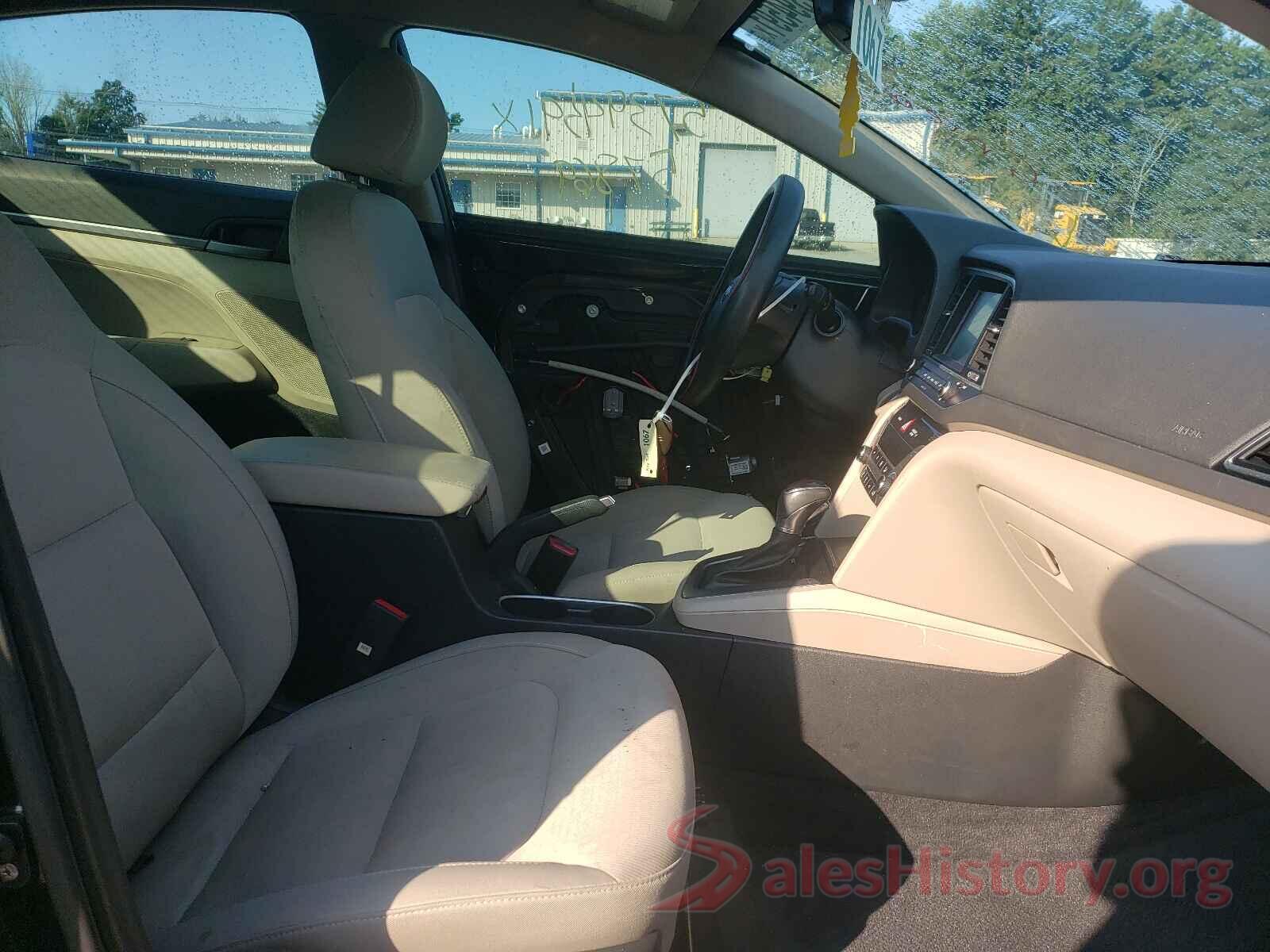 KMHD84LF8HU169989 2017 HYUNDAI ELANTRA