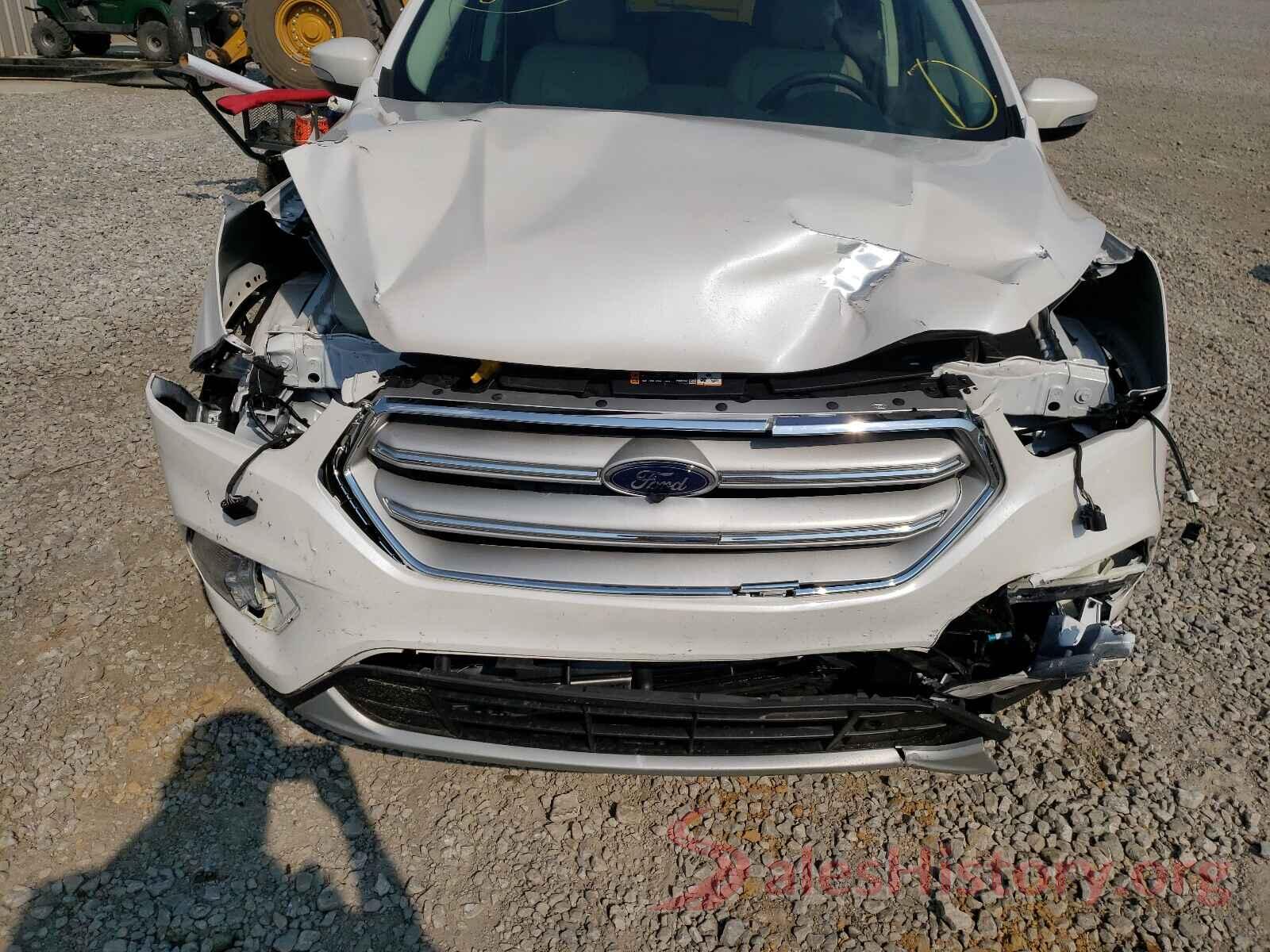 1FMCU0J95JUD00430 2018 FORD ESCAPE