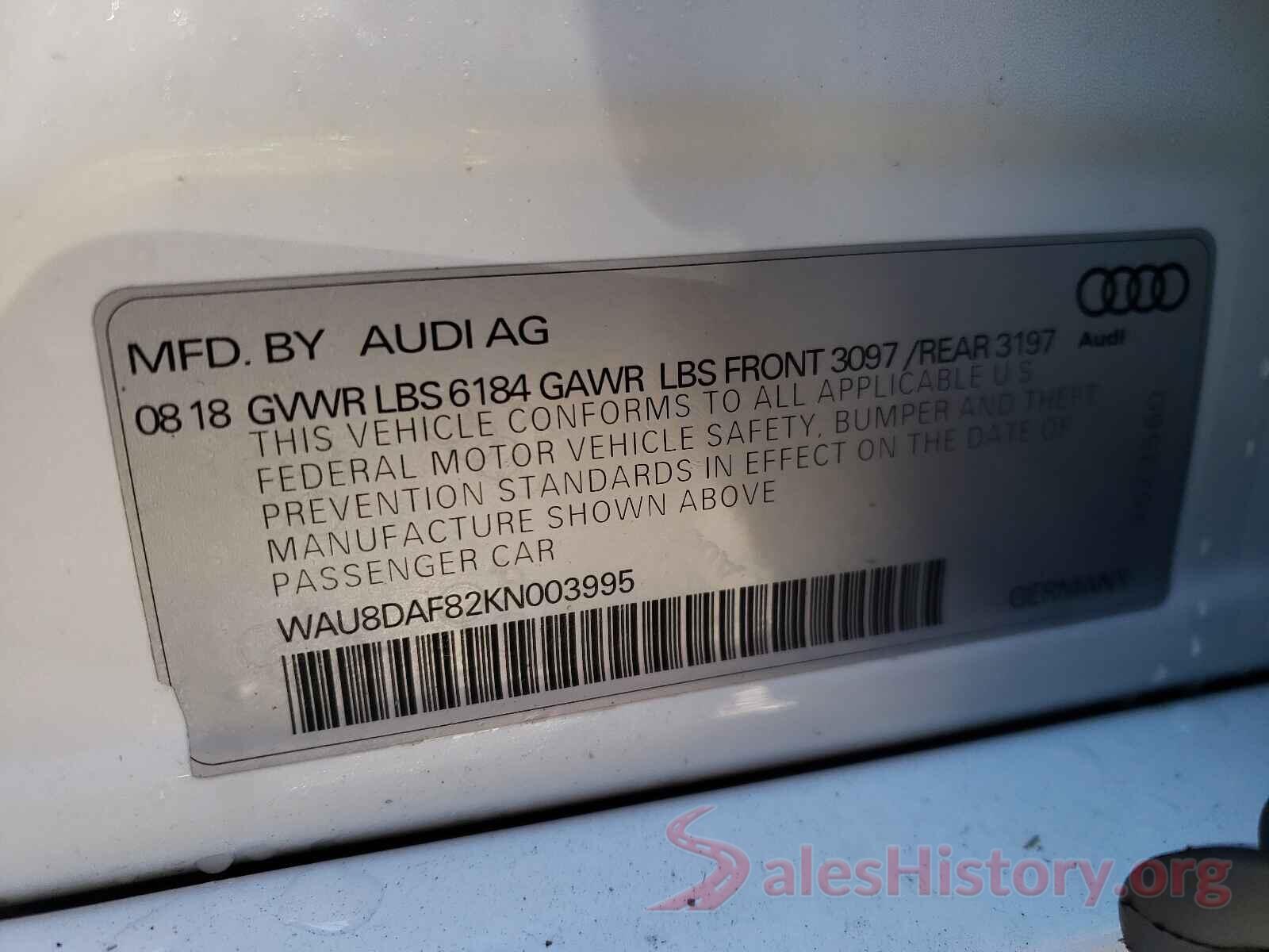 WAU8DAF82KN003995 2019 AUDI A8