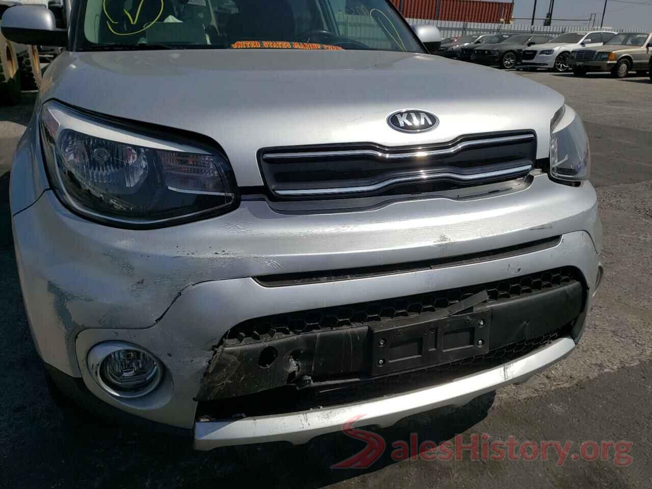 KNDJP3A54J7585945 2018 KIA SOUL